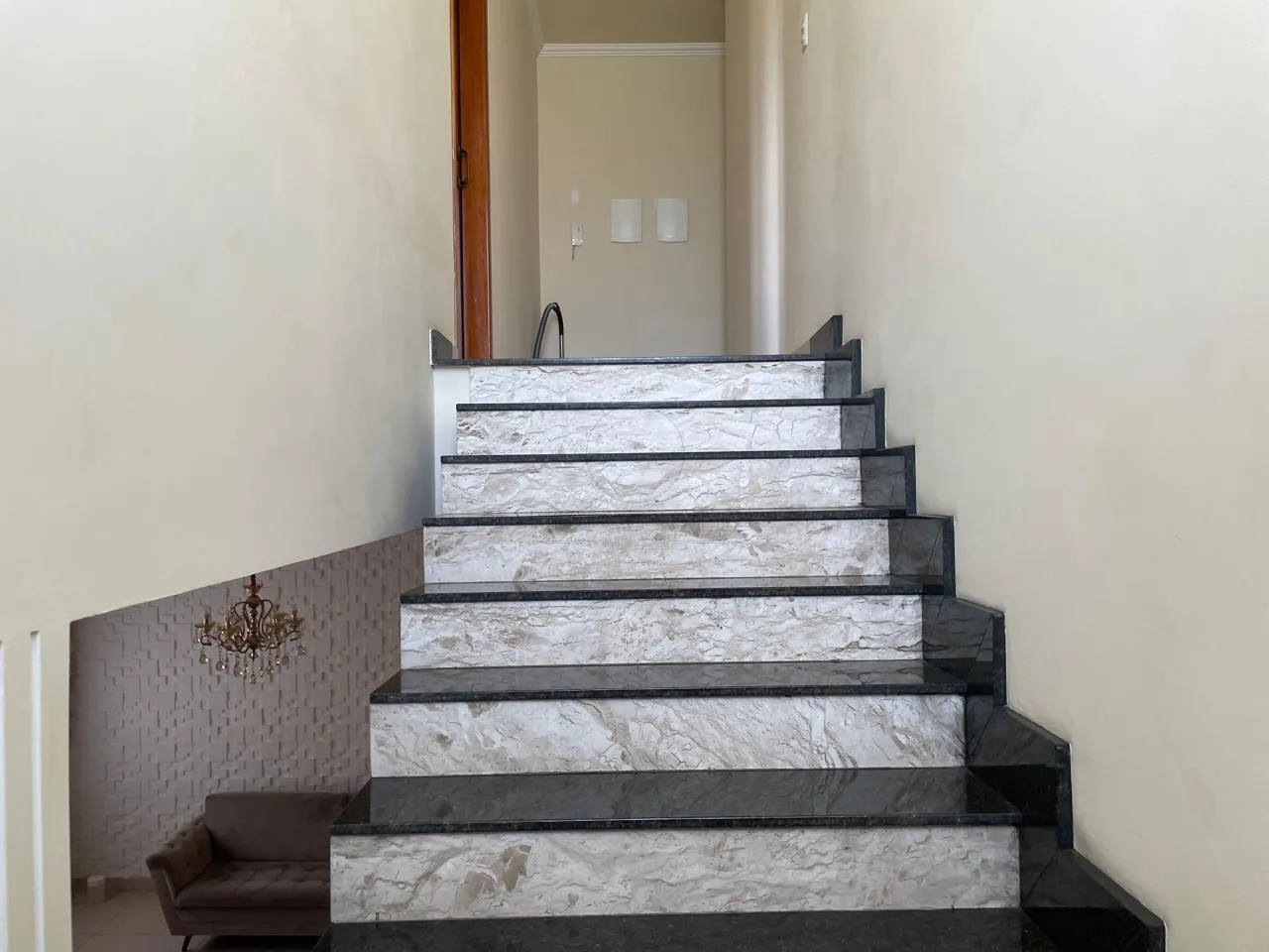 Comprar Casa / Padr&atilde;o em S&atilde;o Jos&eacute; dos Campos R$ 1.300.000,00 - Foto 7
