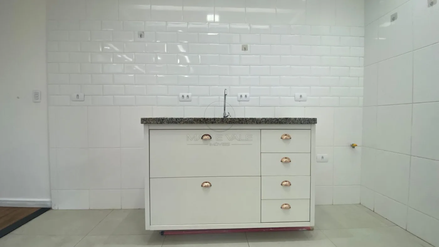Alugar Apartamento / Padr&atilde;o em Jacare&iacute; R$ 2.350,00 - Foto 4