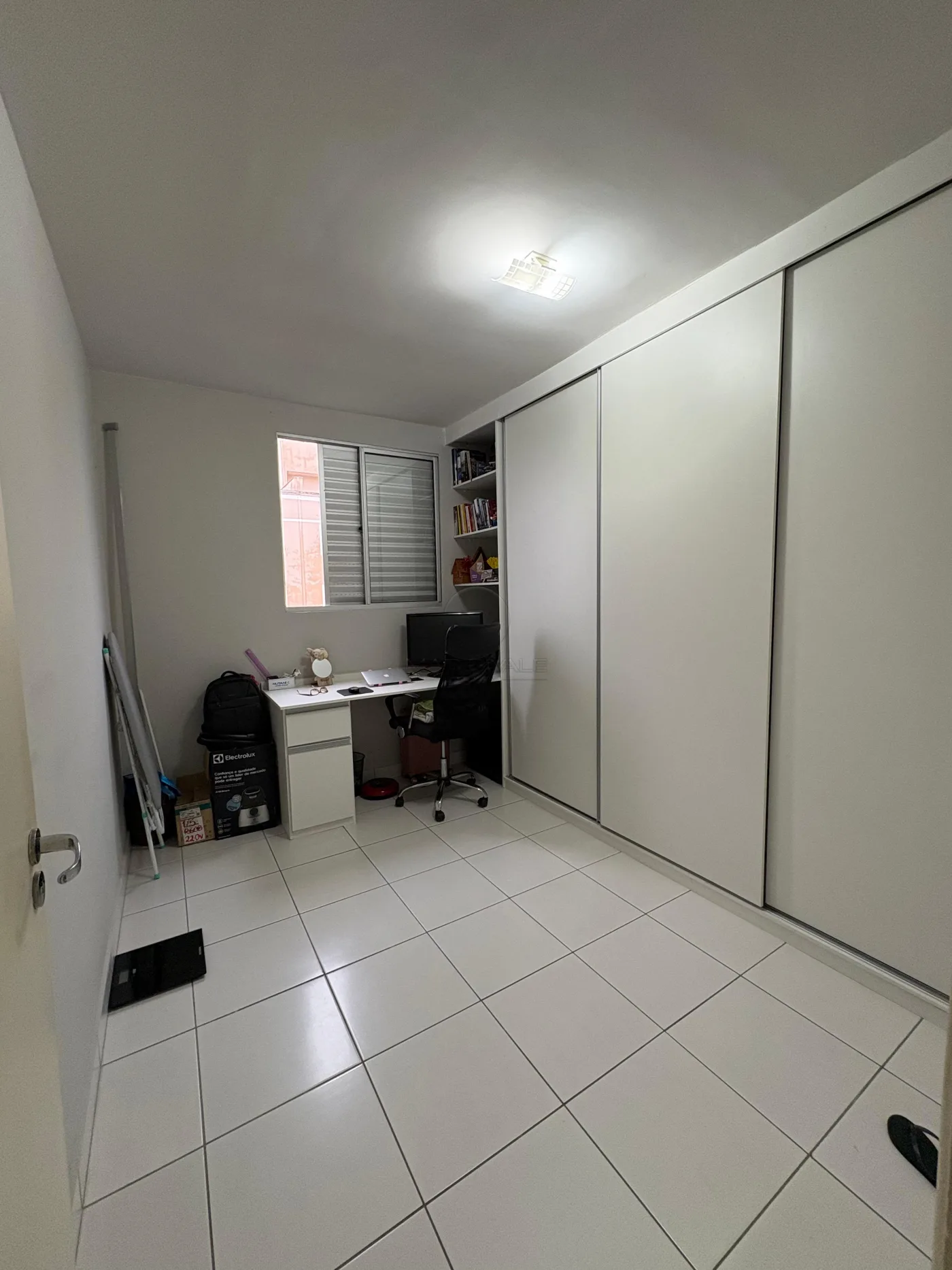 Comprar Apartamento / Padr&atilde;o em Jacare&iacute; R$ 310.000,00 - Foto 4