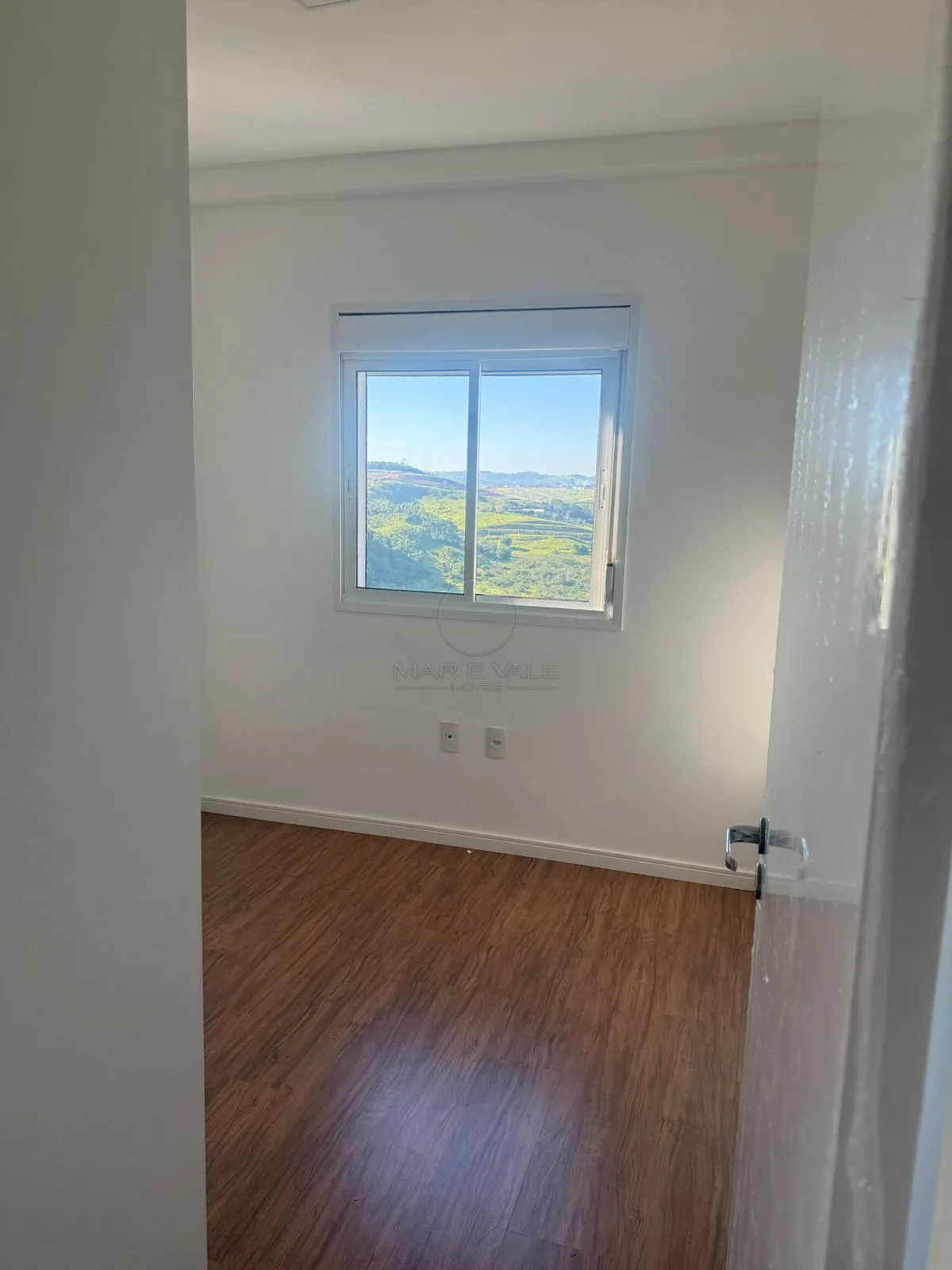 Alugar Apartamento / Padr&atilde;o em S&atilde;o Jos&eacute; dos Campos R$ 2.400,00 - Foto 9