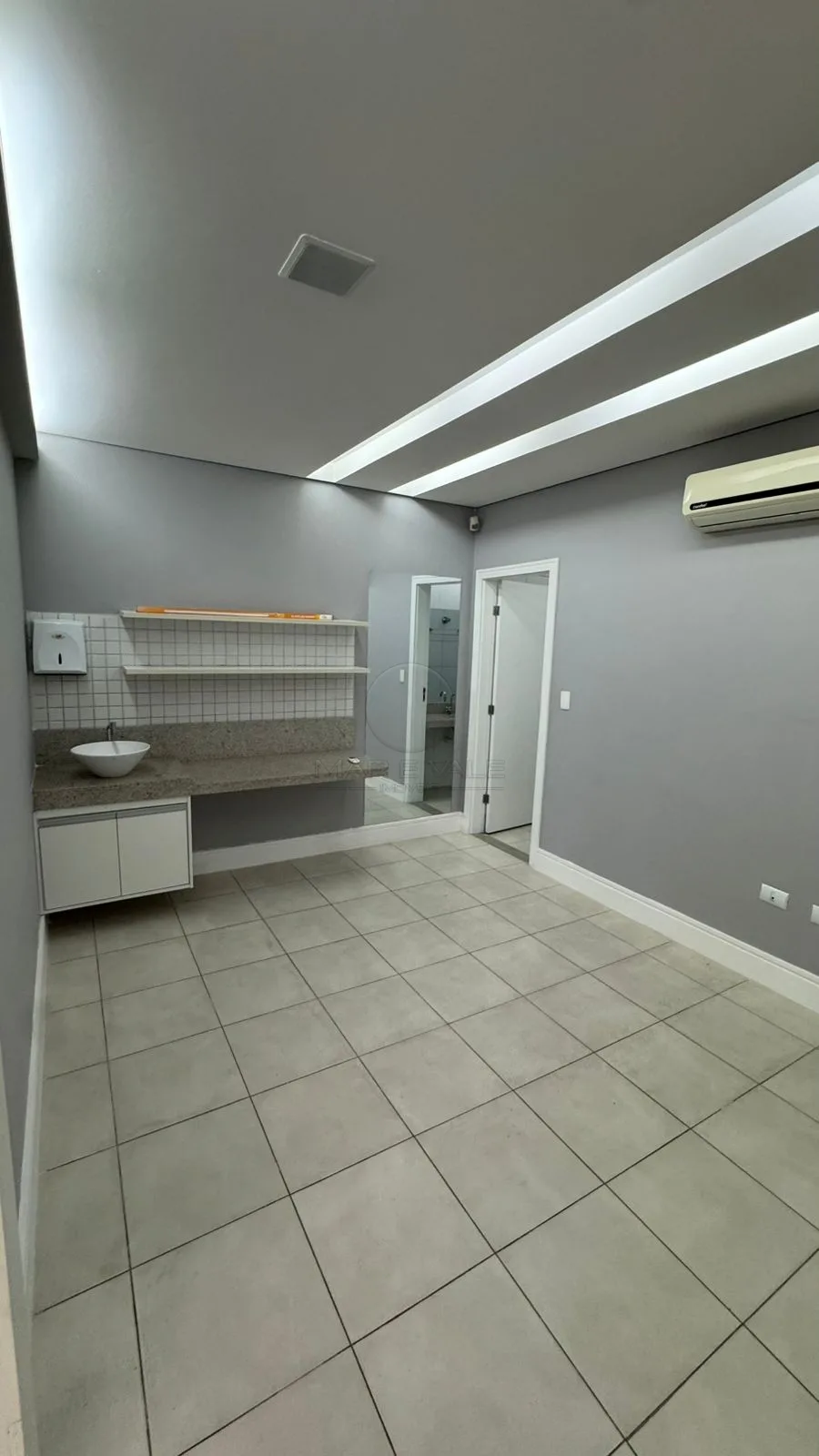 Alugar Comercial / Ponto Comercial em S&atilde;o Jos&eacute; dos Campos R$ 6.600,00 - Foto 13