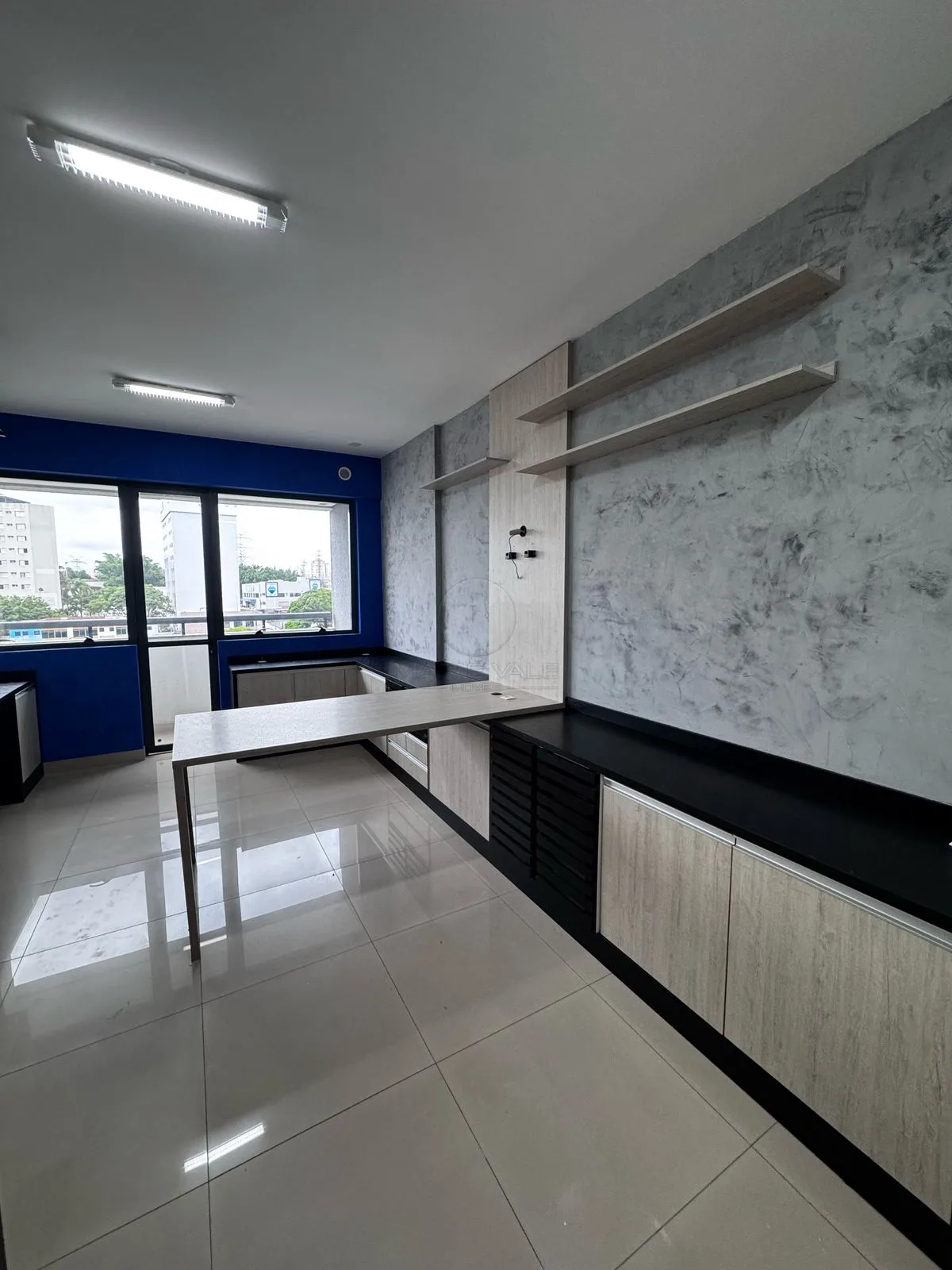 Alugar Comercial / Sala em S&atilde;o Jos&eacute; dos Campos R$ 1.650,00 - Foto 3