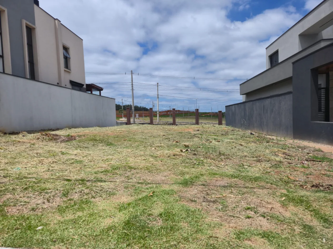 Comprar Terreno / Condom&iacute;nio em S&atilde;o Jos&eacute; dos Campos R$ 500.000,00 - Foto 1