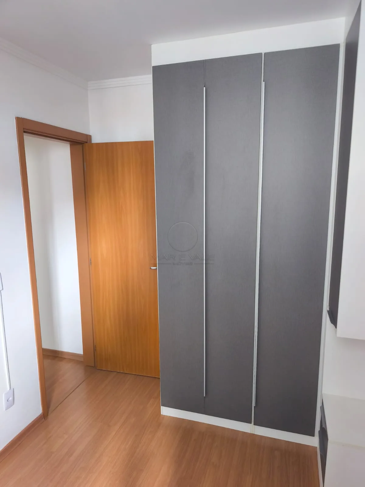 Alugar Apartamento / Padr&atilde;o em S&atilde;o Jos&eacute; dos Campos R$ 2.700,00 - Foto 8