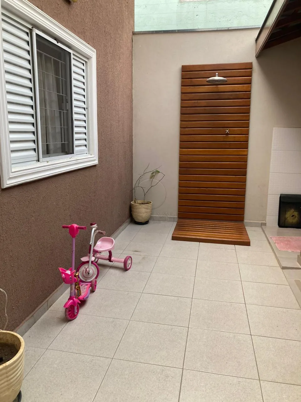Comprar Casa / Padr&atilde;o em S&atilde;o Jos&eacute; dos Campos R$ 426.000,00 - Foto 10