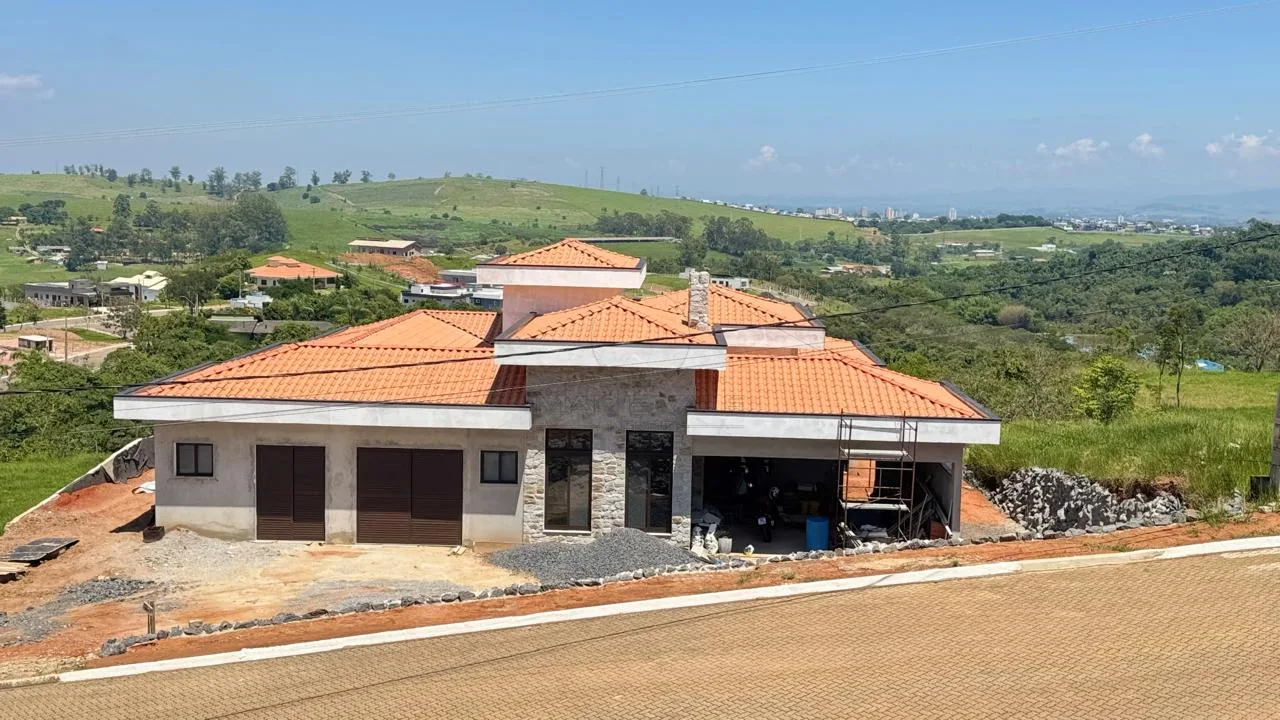 Comprar Casa / Padr&atilde;o em Ca&ccedil;apava R$ 2.600.000,00 - Foto 1