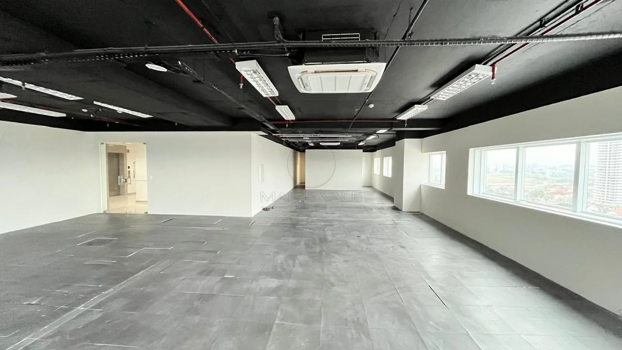 Alugar Comercial / Sala em S&atilde;o Jos&eacute; dos Campos R$ 19.900,00 - Foto 1