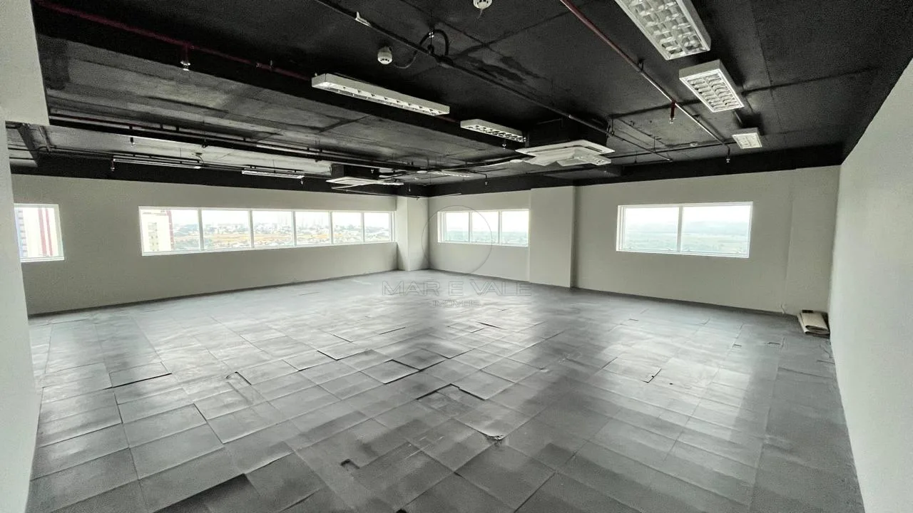 Alugar Comercial / Sala em S&atilde;o Jos&eacute; dos Campos R$ 19.900,00 - Foto 2