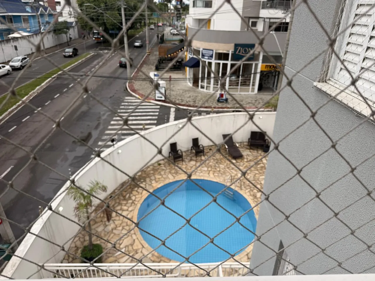 Alugar Apartamento / Padr&atilde;o em S&atilde;o Jos&eacute; dos Campos R$ 3.900,00 - Foto 8