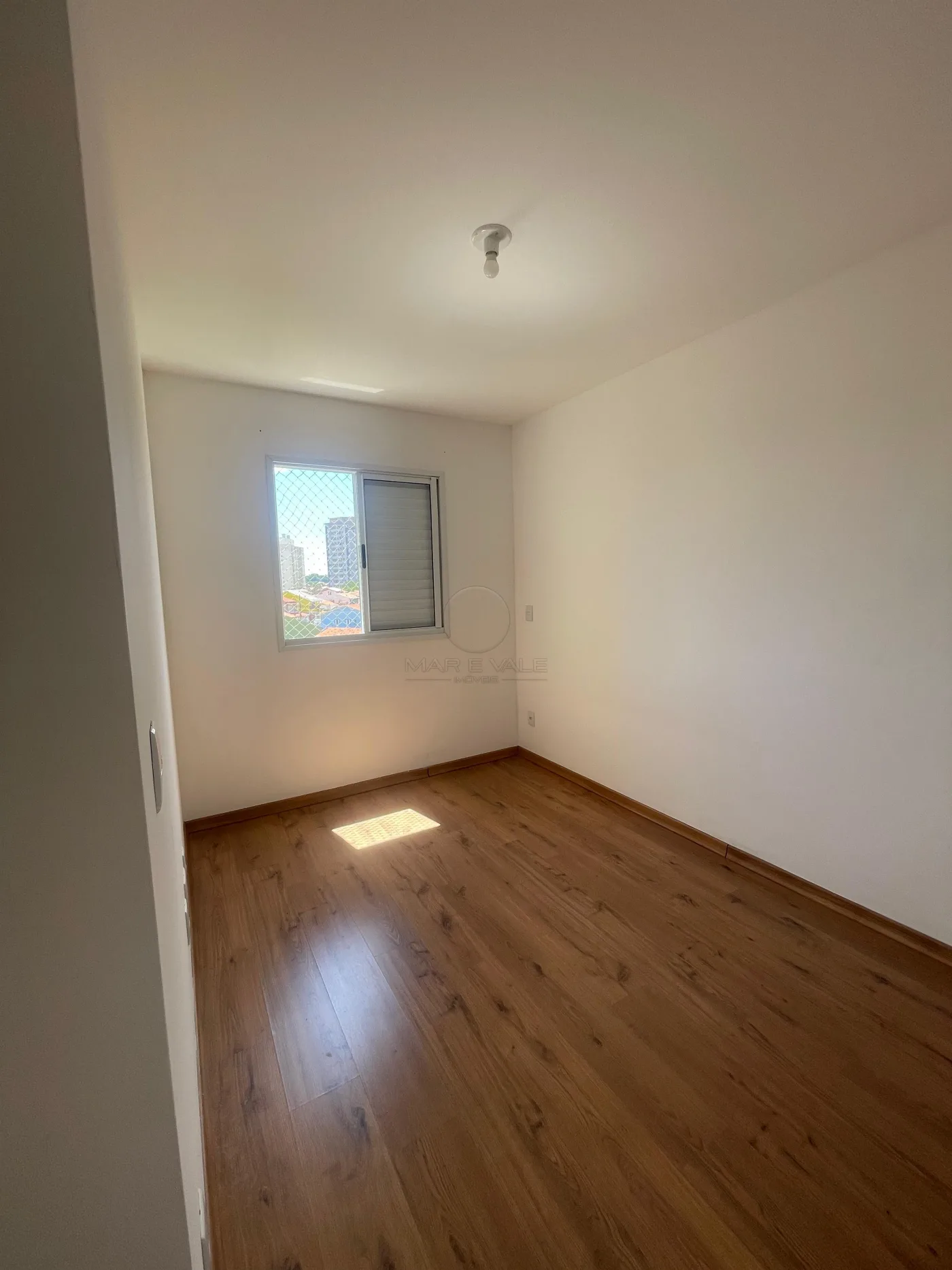 Comprar Apartamento / Padr&atilde;o em S&atilde;o Jos&eacute; dos Campos R$ 390.000,00 - Foto 4