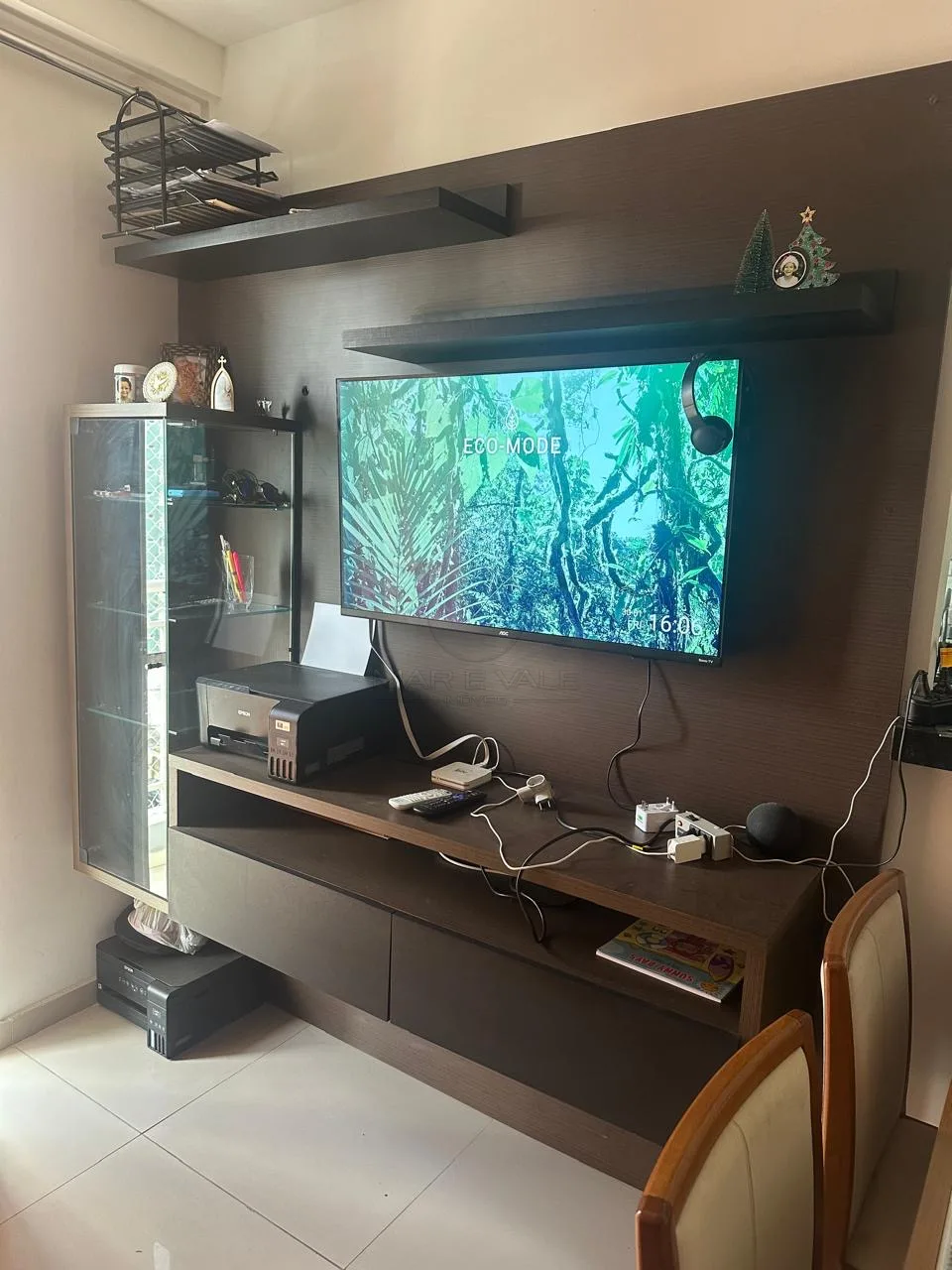 Alugar Apartamento / Padr&atilde;o em S&atilde;o Jos&eacute; dos Campos R$ 2.800,00 - Foto 2