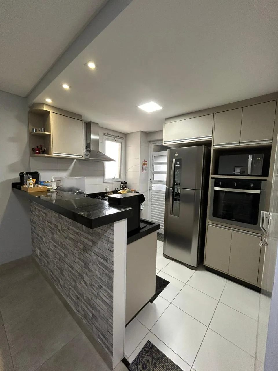 Comprar Apartamento / Padr&atilde;o em S&atilde;o Jos&eacute; dos Campos R$ 692.000,00 - Foto 6