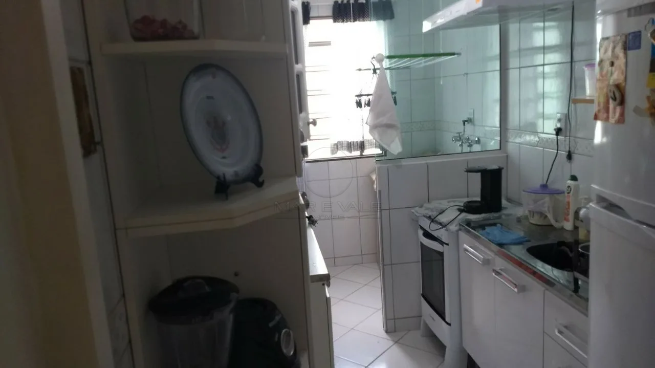Alugar Apartamento / Padr&atilde;o em S&atilde;o Jos&eacute; dos Campos R$ 2.000,00 - Foto 4