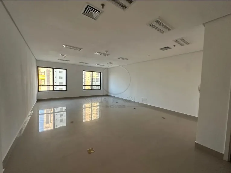 Alugar Comercial / Sala em S&atilde;o Jos&eacute; dos Campos R$ 3.200,00 - Foto 3