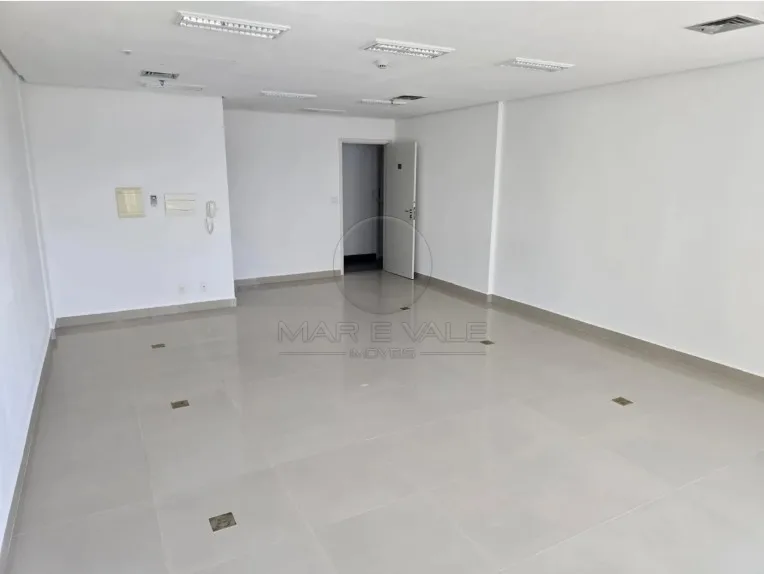 Alugar Comercial / Sala em S&atilde;o Jos&eacute; dos Campos R$ 3.200,00 - Foto 12
