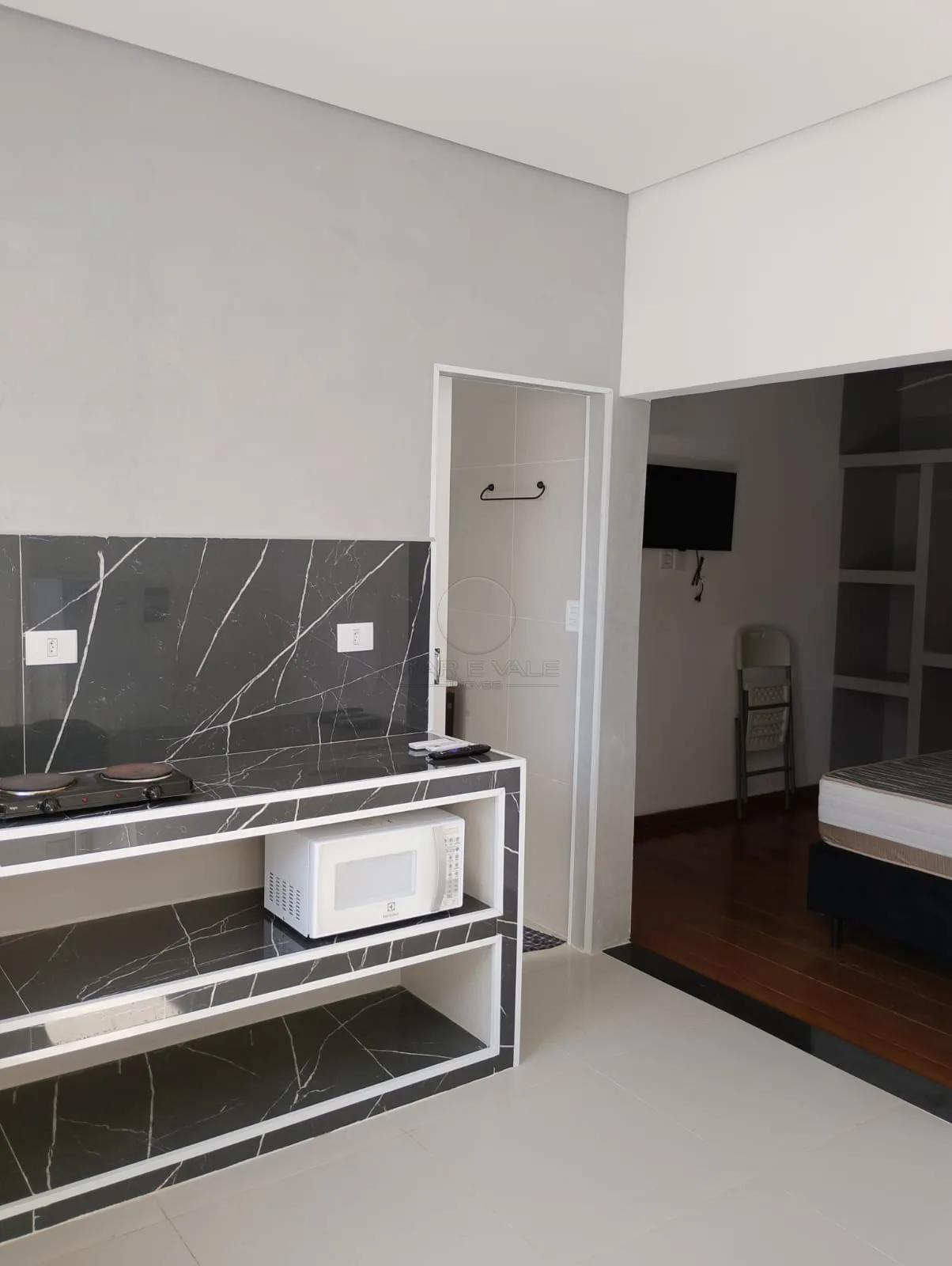 Alugar Casa / Kitnet em S&atilde;o Jos&eacute; dos Campos R$ 1.890,00 - Foto 3