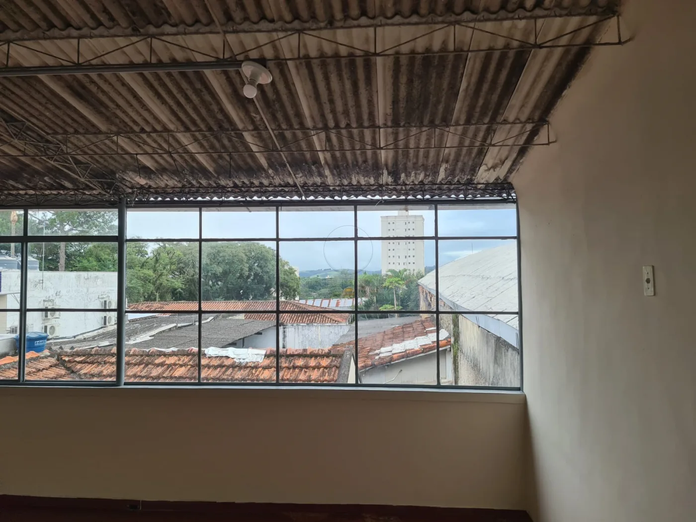 Alugar Apartamento / Padr&atilde;o em S&atilde;o Jos&eacute; dos Campos R$ 2.600,00 - Foto 2