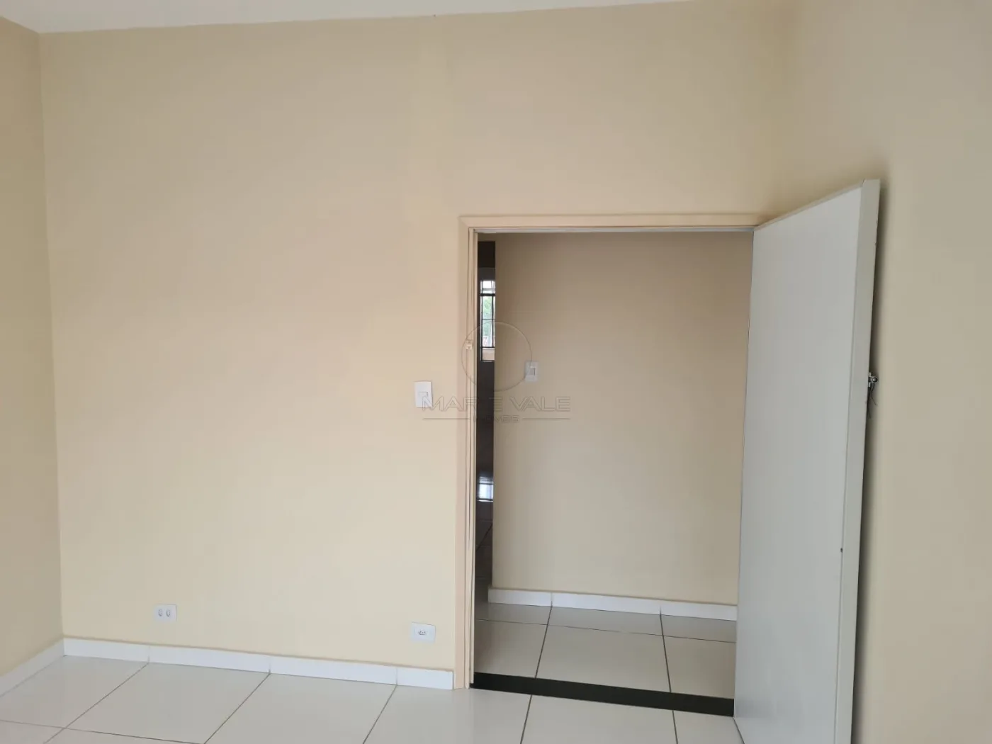 Alugar Apartamento / Padr&atilde;o em S&atilde;o Jos&eacute; dos Campos R$ 2.600,00 - Foto 4