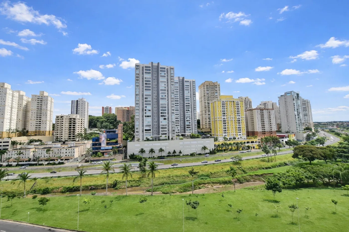 Comprar Apartamento / Padr&atilde;o em S&atilde;o Jos&eacute; dos Campos R$ 630.000,00 - Foto 13