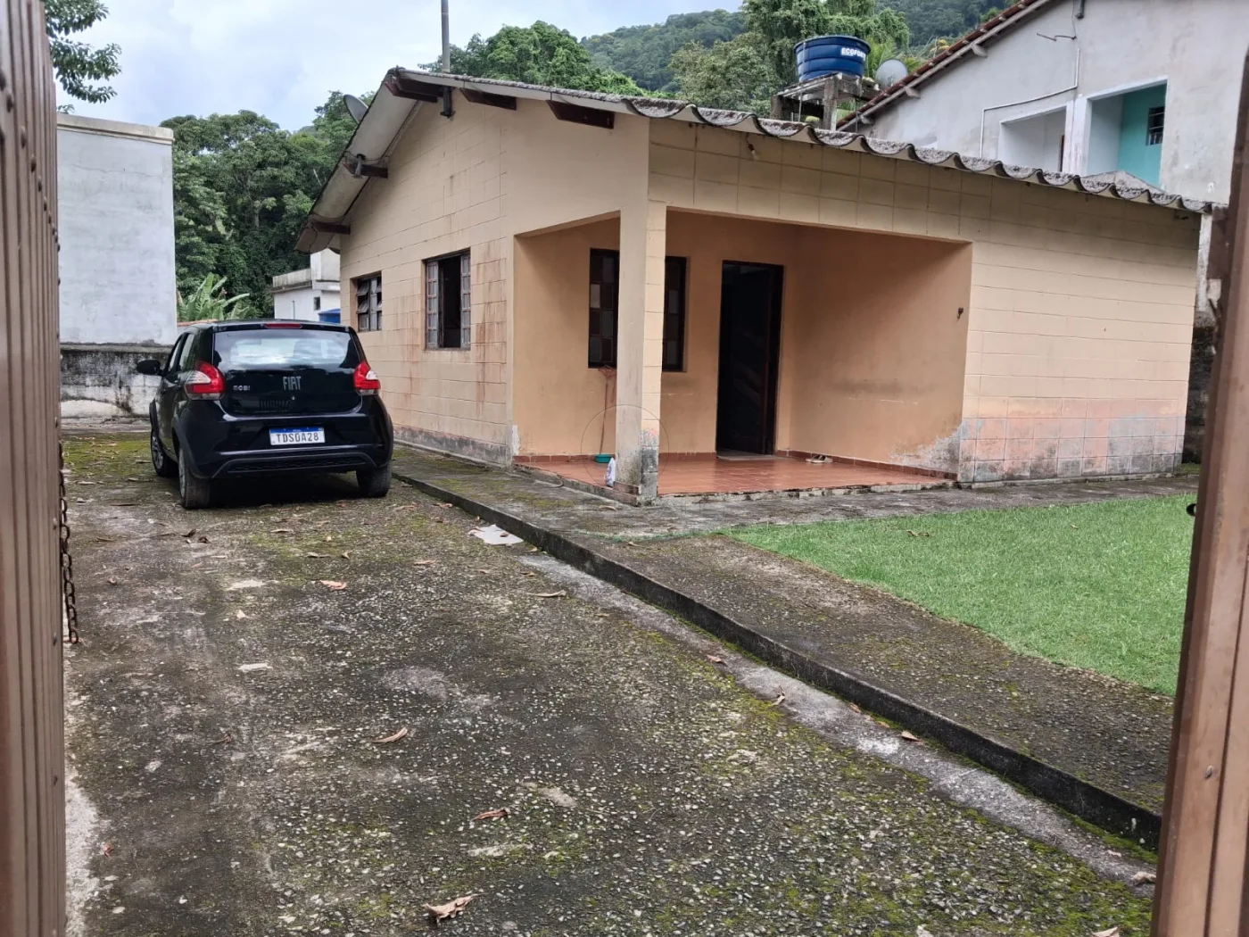 Comprar Casa / Padr&atilde;o em Ubatuba R$ 585.000,00 - Foto 2