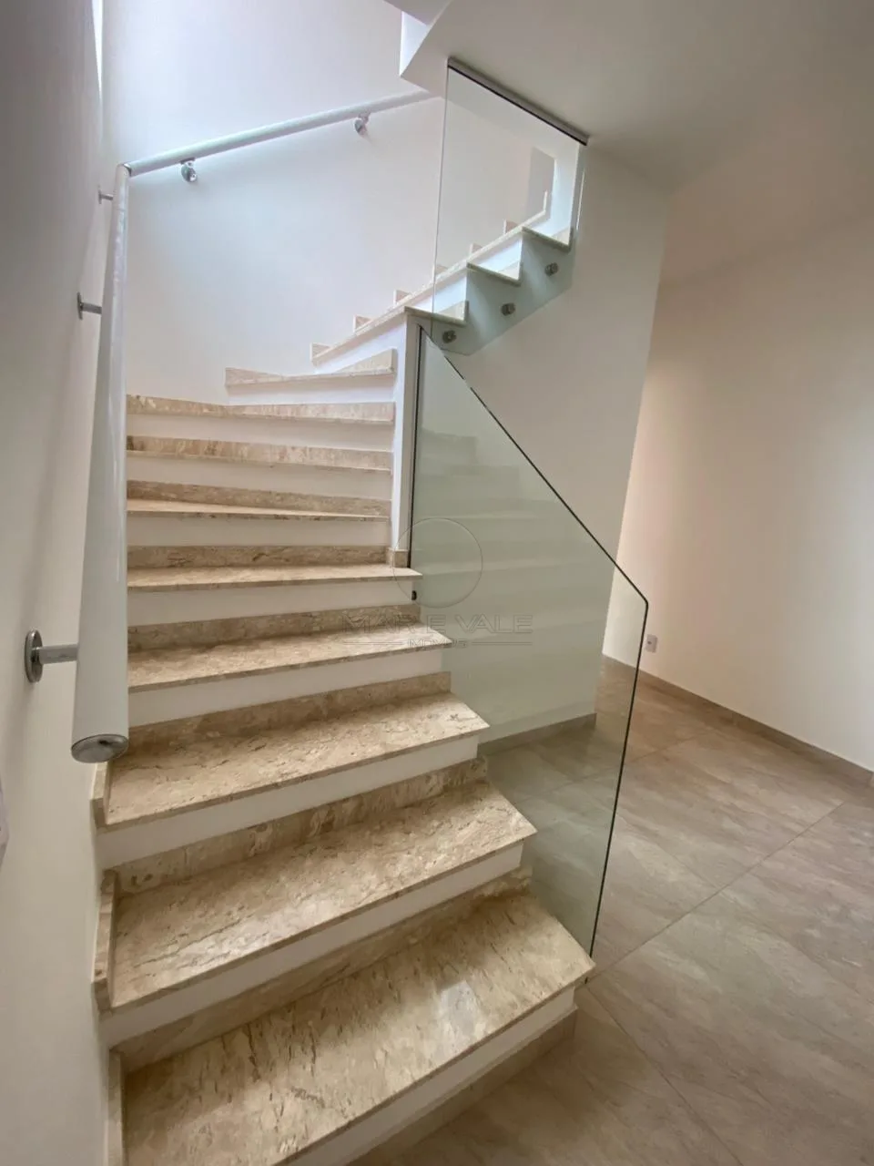 Comprar Casa / Sobrado em S&atilde;o Jos&eacute; dos Campos R$ 950.000,00 - Foto 4