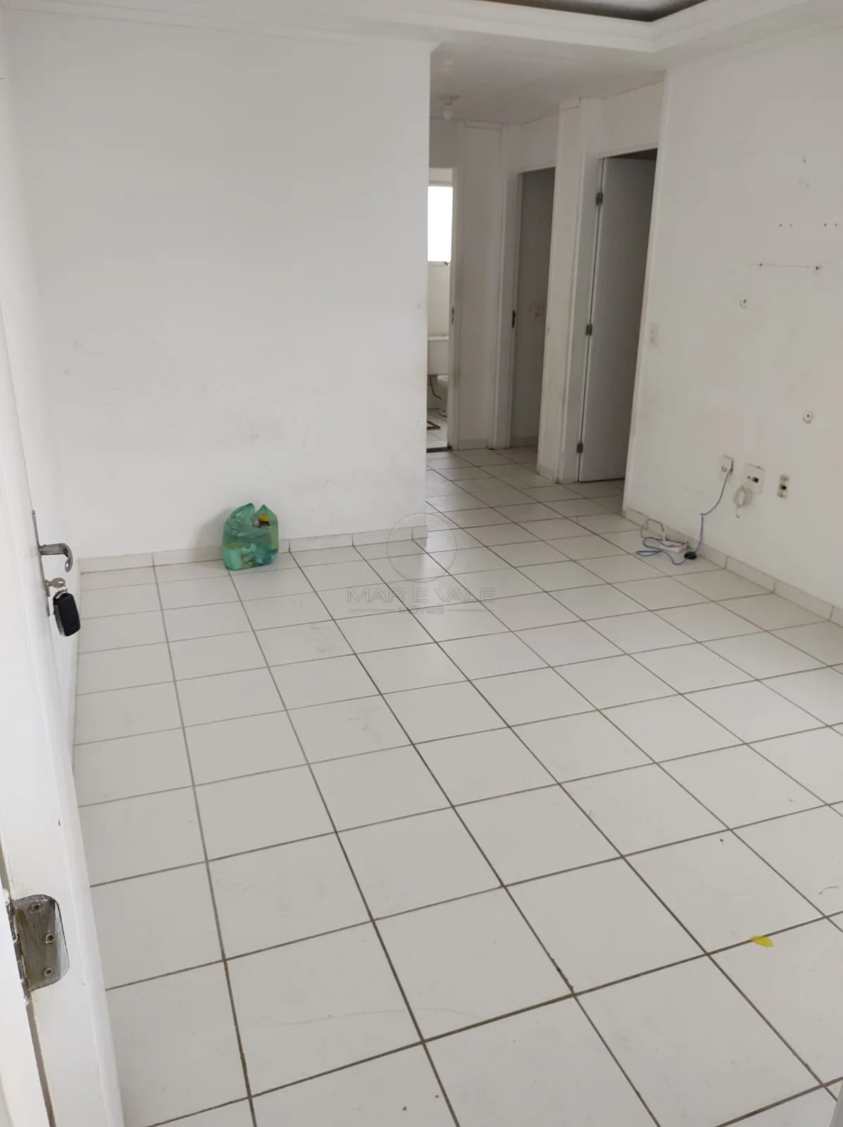 Alugar Apartamento / Padr&atilde;o em S&atilde;o Jos&eacute; dos Campos R$ 1.115,00 - Foto 1