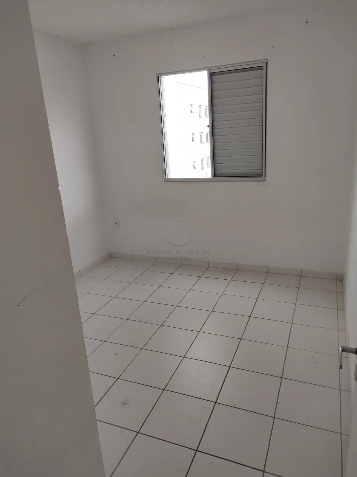 Alugar Apartamento / Padr&atilde;o em S&atilde;o Jos&eacute; dos Campos R$ 1.115,00 - Foto 3