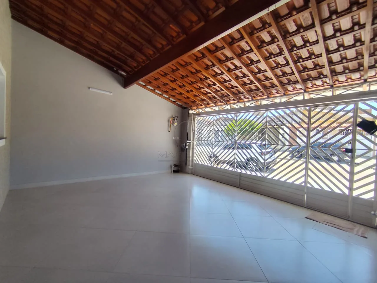 Comprar Casa / Padr&atilde;o em S&atilde;o Jos&eacute; dos Campos R$ 569.000,00 - Foto 1