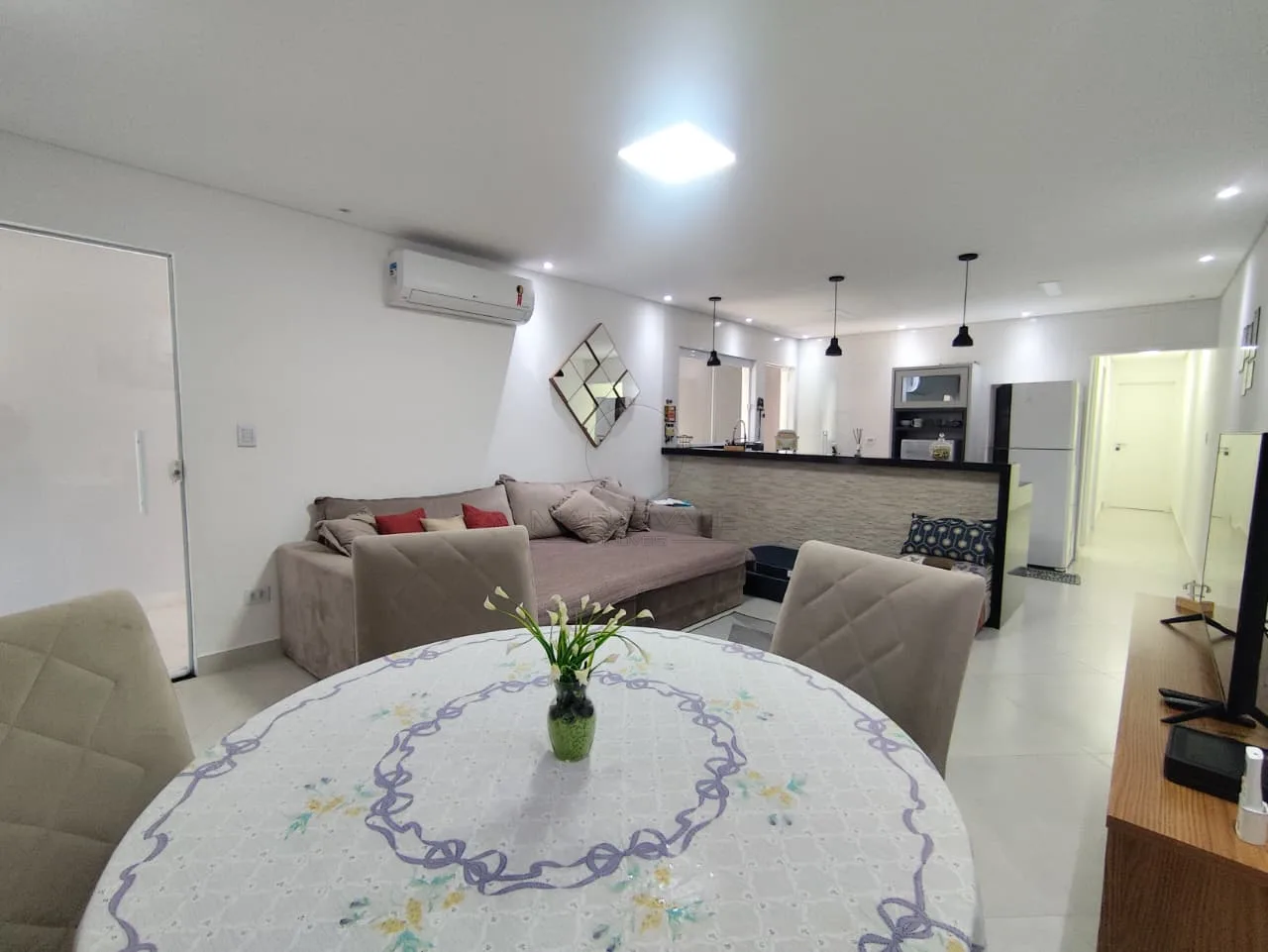 Comprar Casa / Padr&atilde;o em S&atilde;o Jos&eacute; dos Campos R$ 569.000,00 - Foto 5