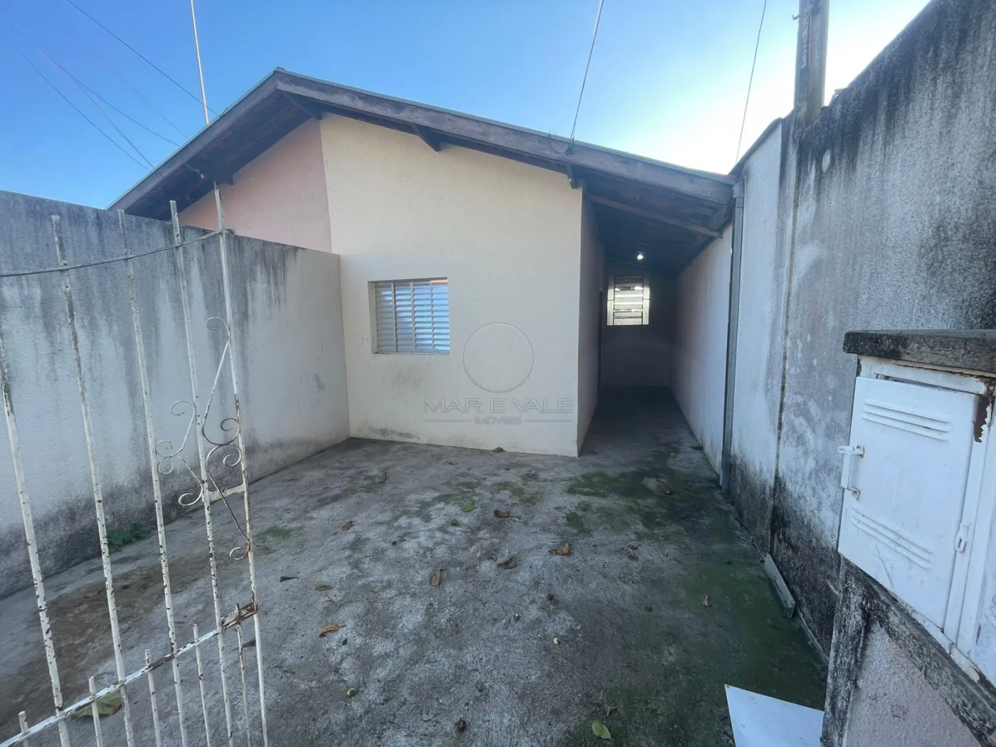 Alugar Casa / Padr&atilde;o em S&atilde;o Jos&eacute; dos Campos R$ 2.777,00 - Foto 1