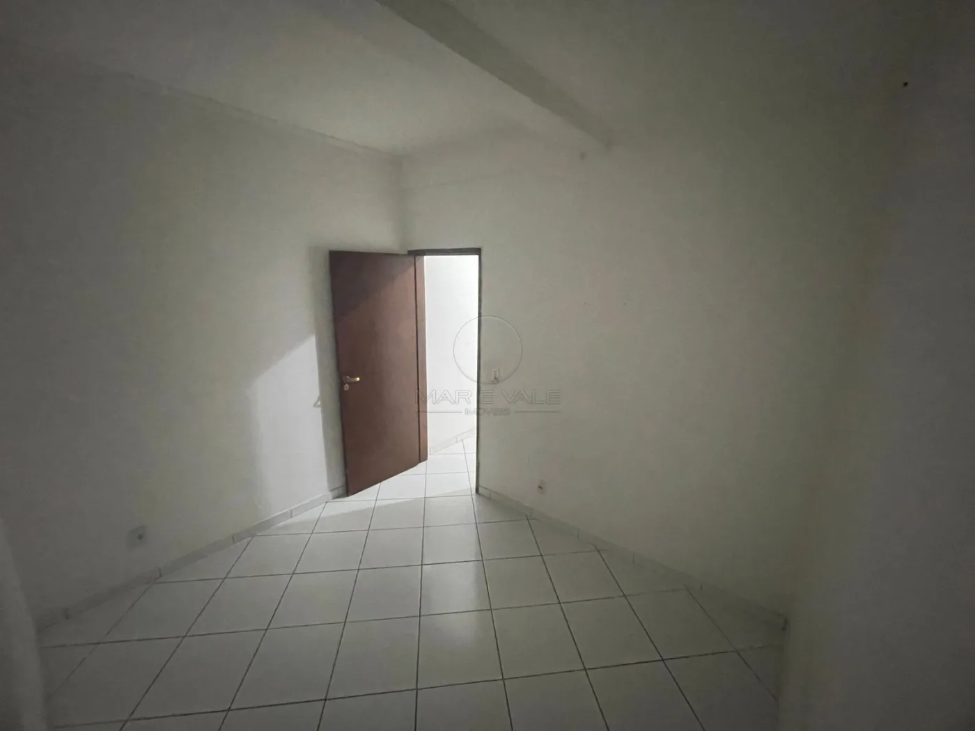 Alugar Casa / Padr&atilde;o em S&atilde;o Jos&eacute; dos Campos R$ 2.777,00 - Foto 6
