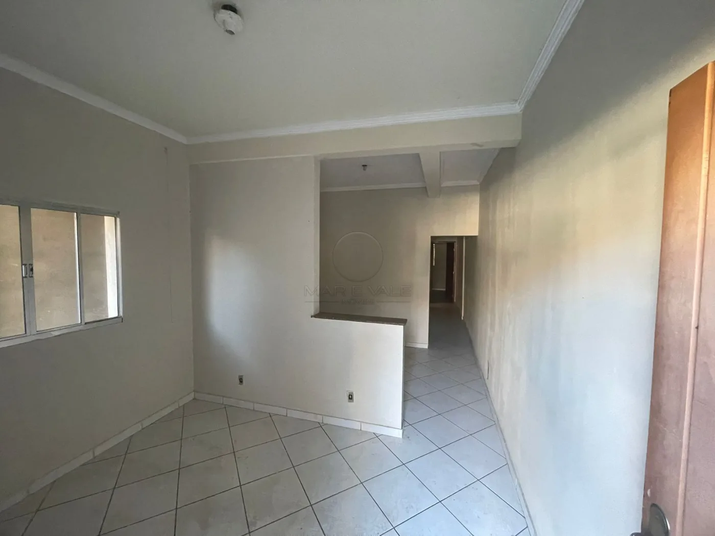Alugar Casa / Padr&atilde;o em S&atilde;o Jos&eacute; dos Campos R$ 2.555,00 - Foto 2