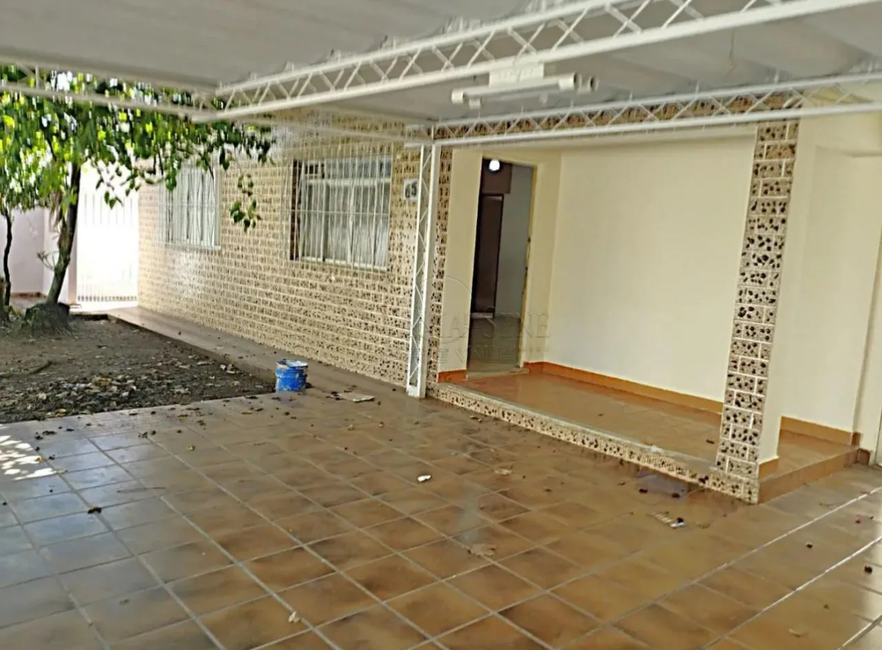 Comprar Casa / Padr&atilde;o em S&atilde;o Jos&eacute; dos Campos R$ 680.000,00 - Foto 1