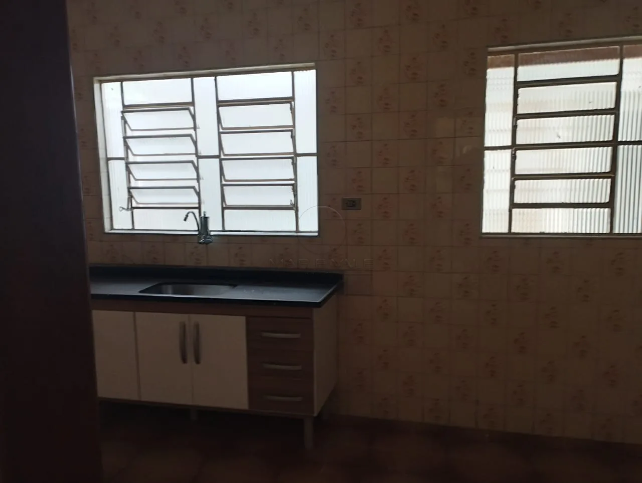 Comprar Casa / Padr&atilde;o em S&atilde;o Jos&eacute; dos Campos R$ 680.000,00 - Foto 4