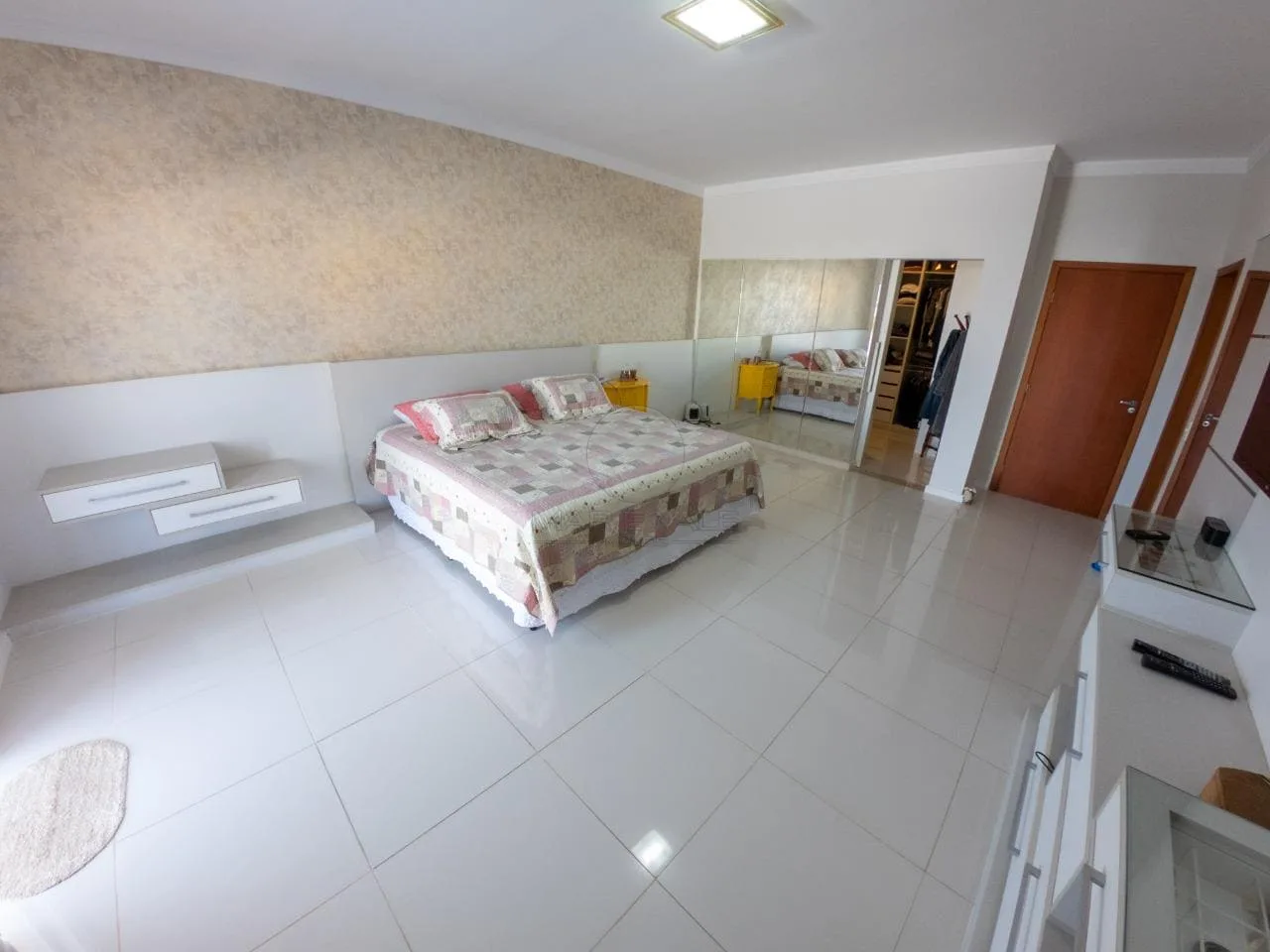 Comprar Casa / Sobrado em condom&iacute;nio em S&atilde;o Jos&eacute; dos Campos R$ 2.850.000,00 - Foto 19