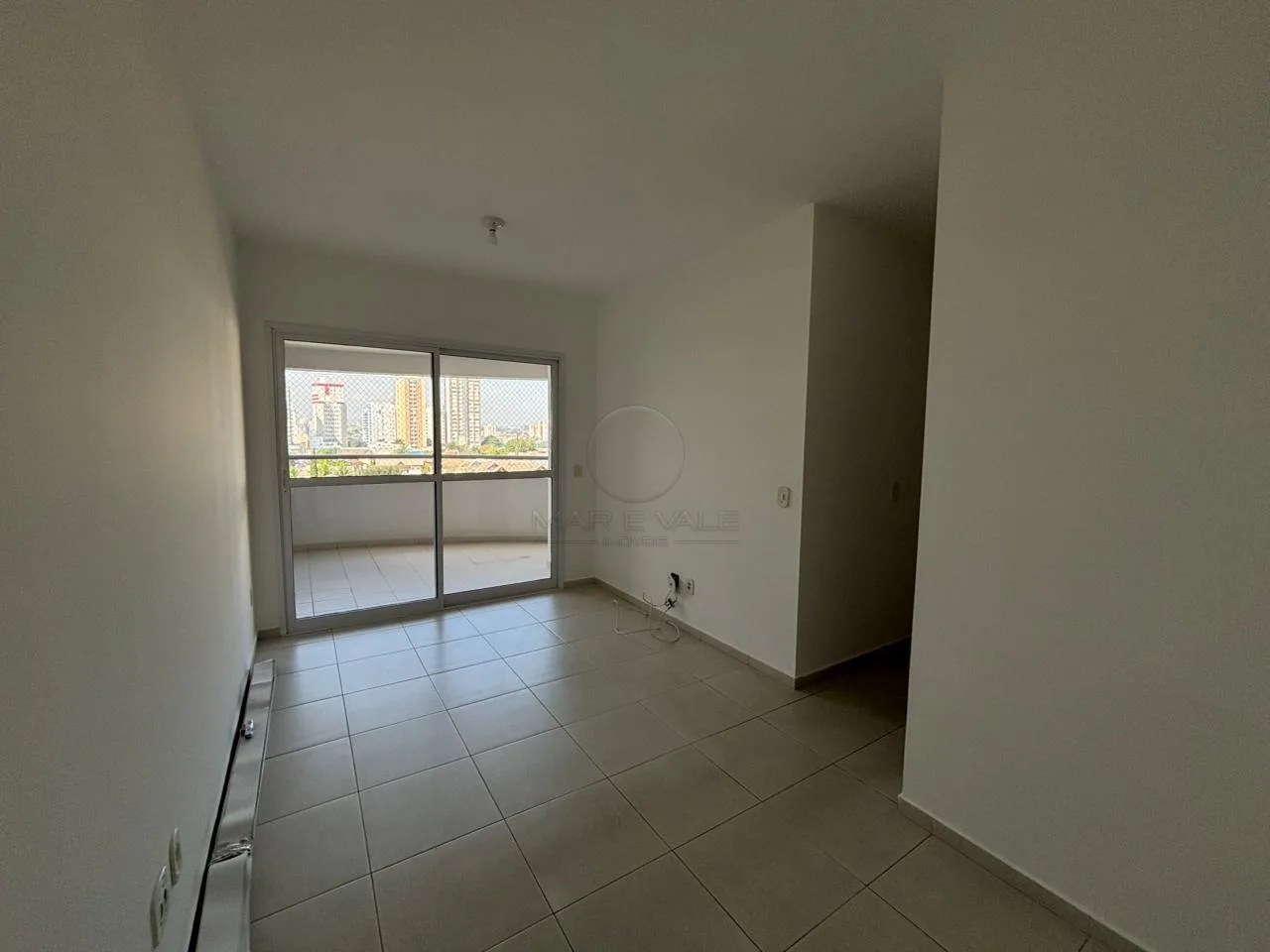 Alugar Apartamento / Padr&atilde;o em S&atilde;o Jos&eacute; dos Campos R$ 4.000,00 - Foto 1