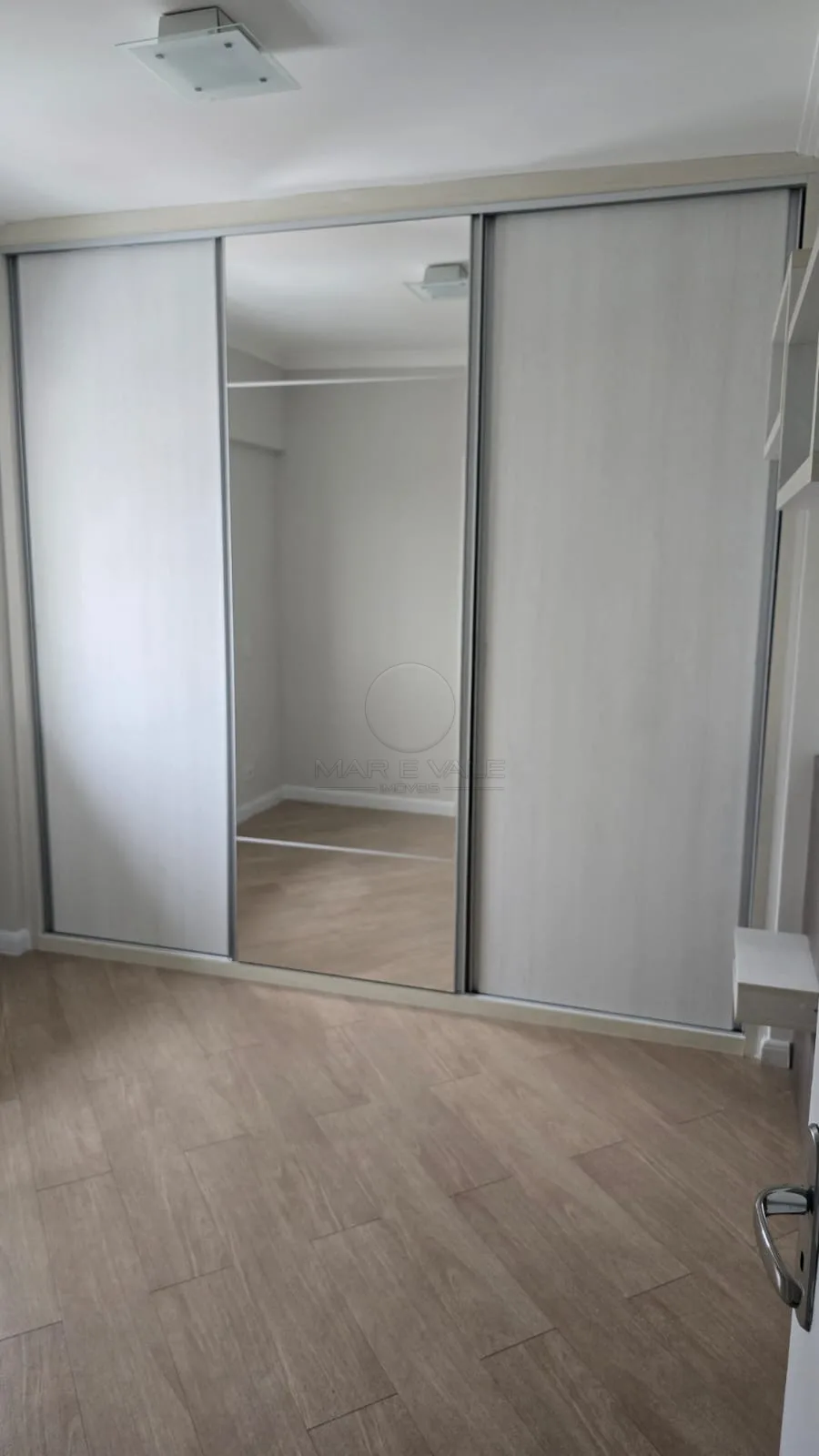 Alugar Apartamento / Padr&atilde;o em S&atilde;o Jos&eacute; dos Campos R$ 3.550,00 - Foto 10