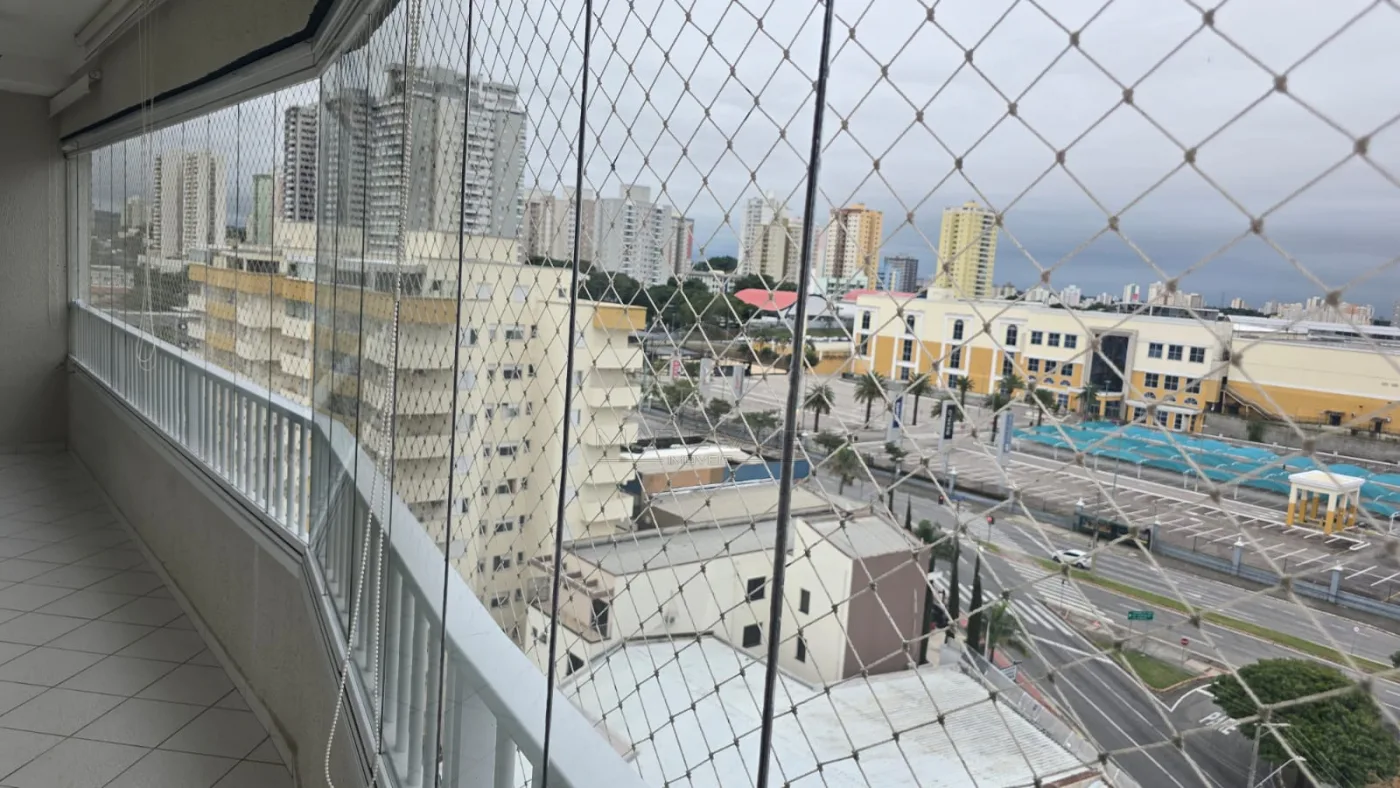 Alugar Apartamento / Padr&atilde;o em S&atilde;o Jos&eacute; dos Campos R$ 2.500,00 - Foto 2