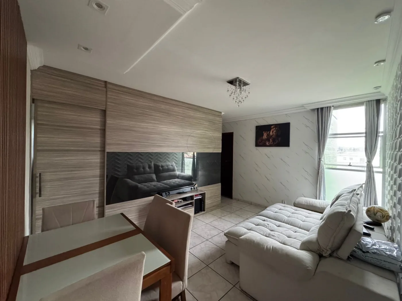 Alugar Apartamento / Padr&atilde;o em S&atilde;o Jos&eacute; dos Campos R$ 2.500,00 - Foto 8