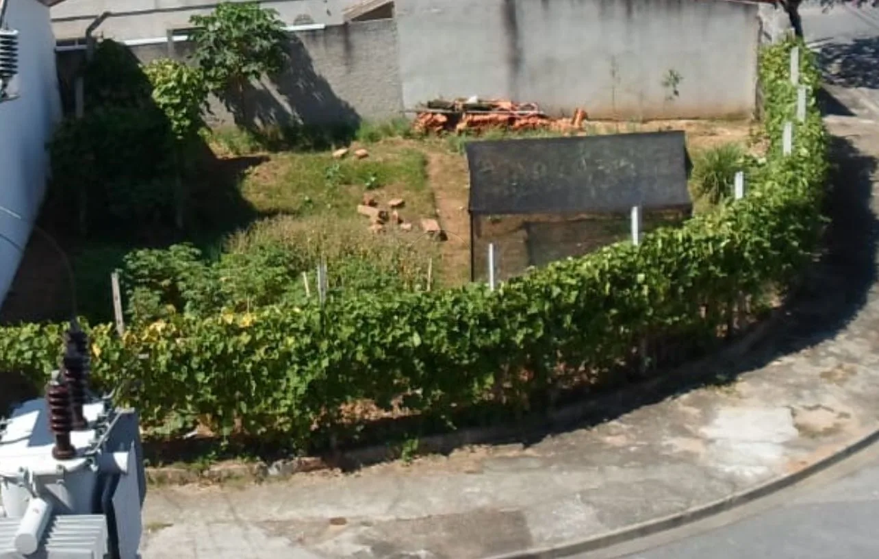 Comprar Terreno / Padr&atilde;o em S&atilde;o Jos&eacute; dos Campos R$ 410.000,00 - Foto 1