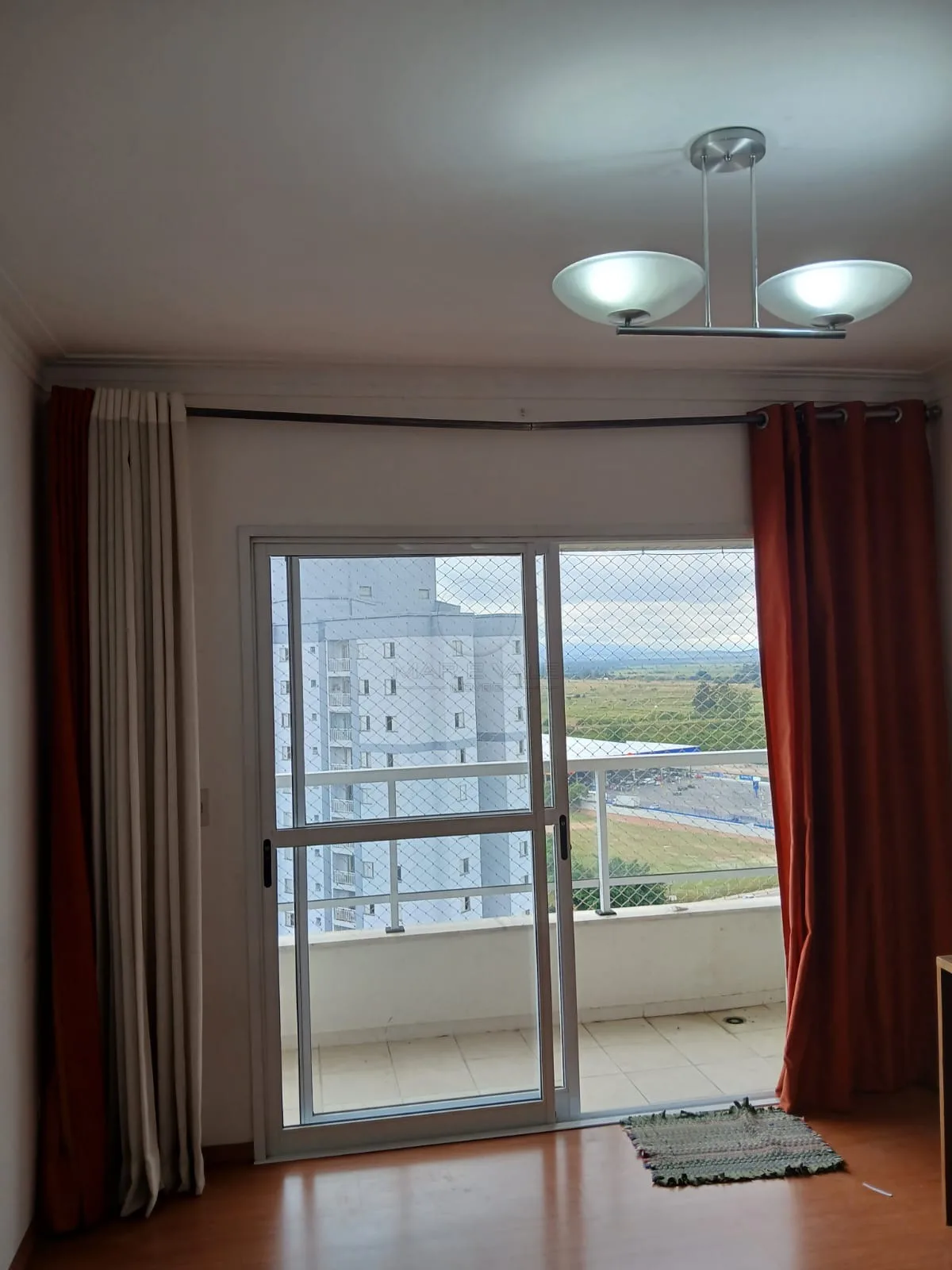 Alugar Apartamento / Padr&atilde;o em S&atilde;o Jos&eacute; dos Campos R$ 3.500,00 - Foto 3