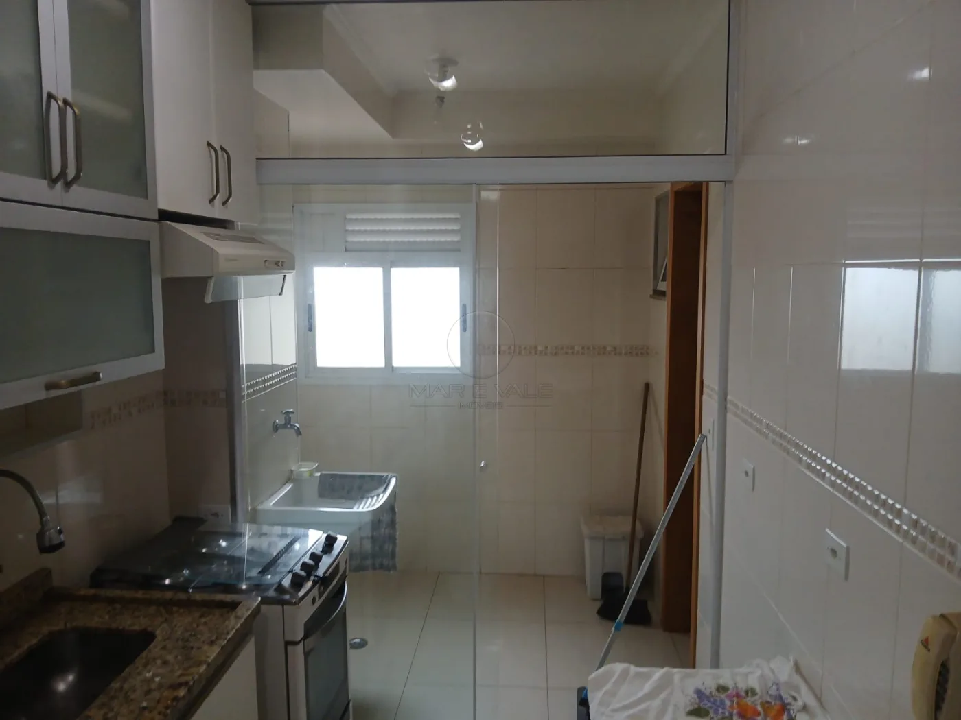 Alugar Apartamento / Padr&atilde;o em S&atilde;o Jos&eacute; dos Campos R$ 3.500,00 - Foto 6