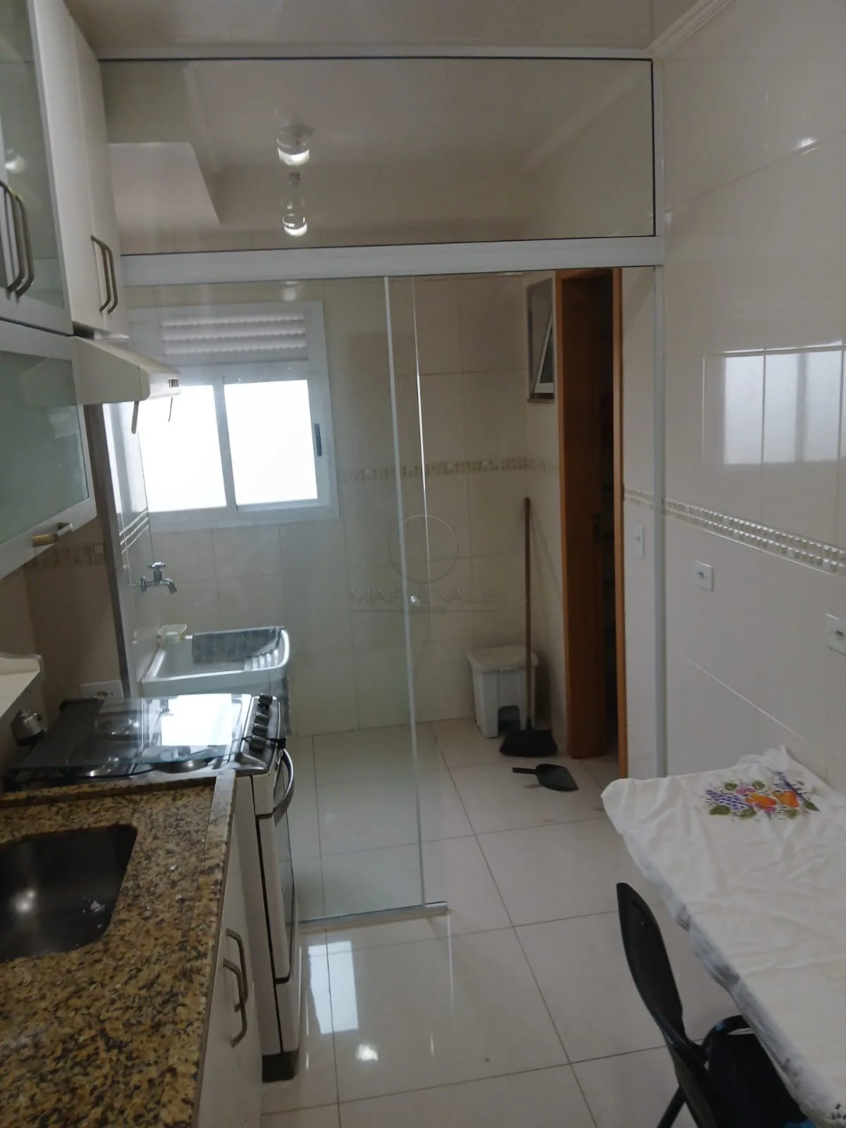 Alugar Apartamento / Padr&atilde;o em S&atilde;o Jos&eacute; dos Campos R$ 3.500,00 - Foto 9