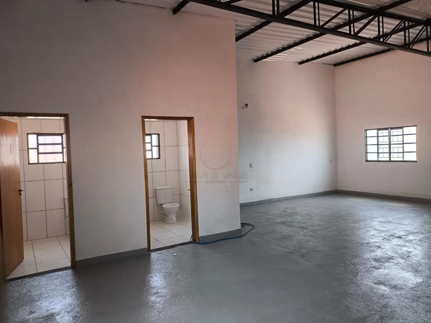 Alugar Comercial / Galp&atilde;o em S&atilde;o Jos&eacute; dos Campos R$ 8.900,00 - Foto 5