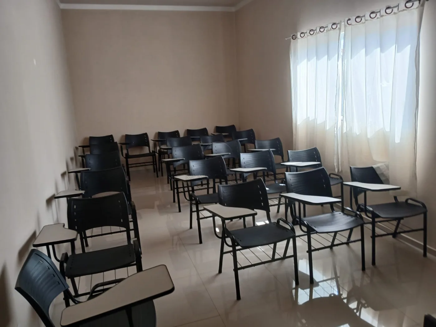 Alugar Comercial / Pr&eacute;dio em S&atilde;o Jos&eacute; dos Campos R$ 8.350,00 - Foto 5