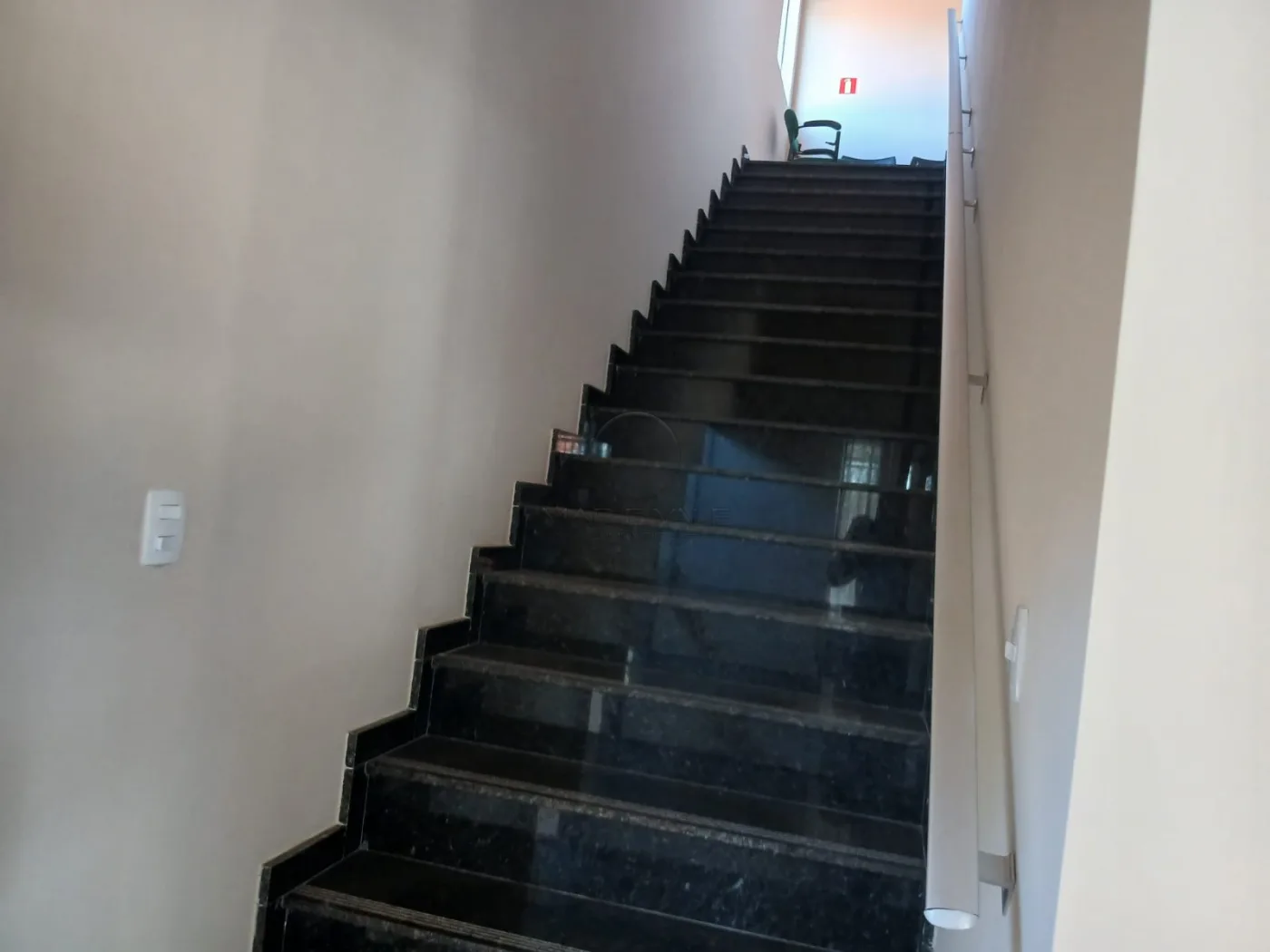 Alugar Comercial / Pr&eacute;dio em S&atilde;o Jos&eacute; dos Campos R$ 8.350,00 - Foto 8