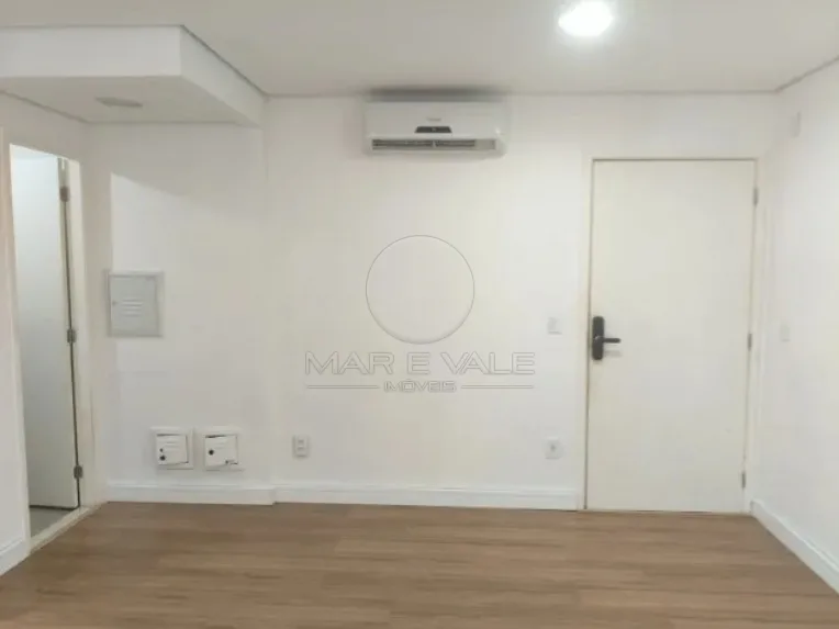 Alugar Comercial / Sala em S&atilde;o Jos&eacute; dos Campos R$ 1.650,00 - Foto 1