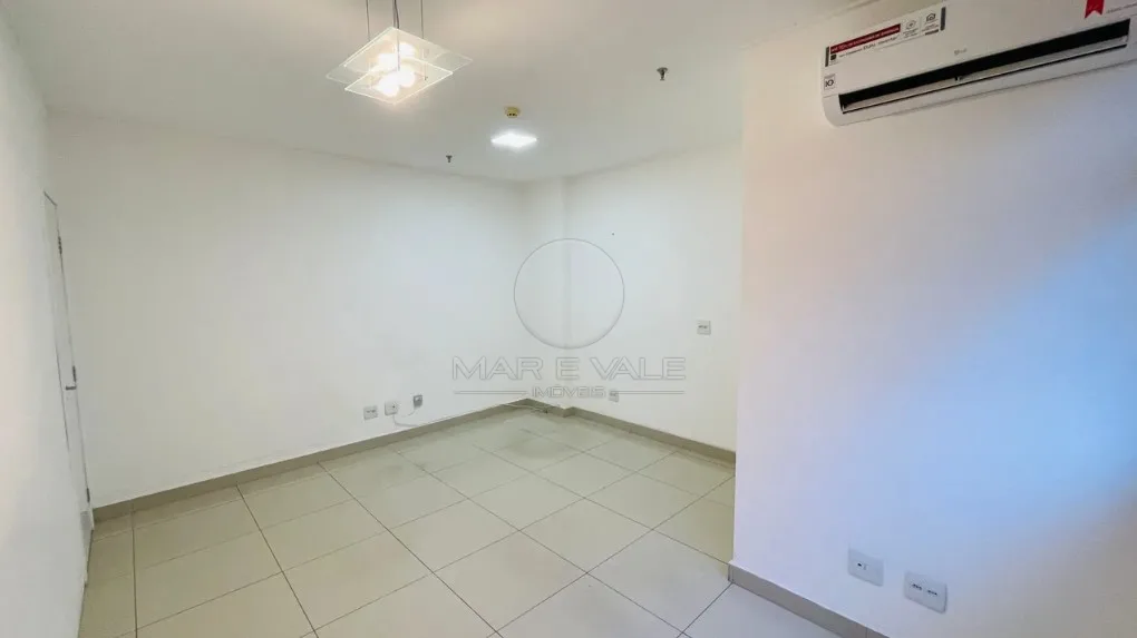 Alugar Comercial / Sala em S&atilde;o Jos&eacute; dos Campos R$ 3.250,00 - Foto 2