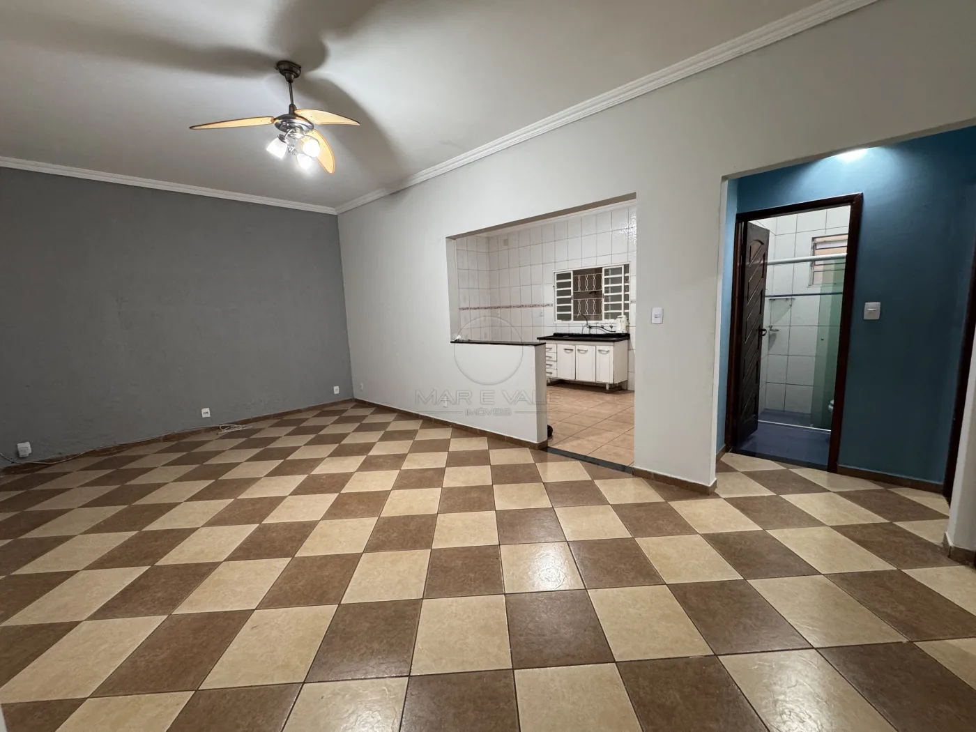 Alugar Casa / Padr&atilde;o em S&atilde;o Jos&eacute; dos Campos R$ 2.556,00 - Foto 2