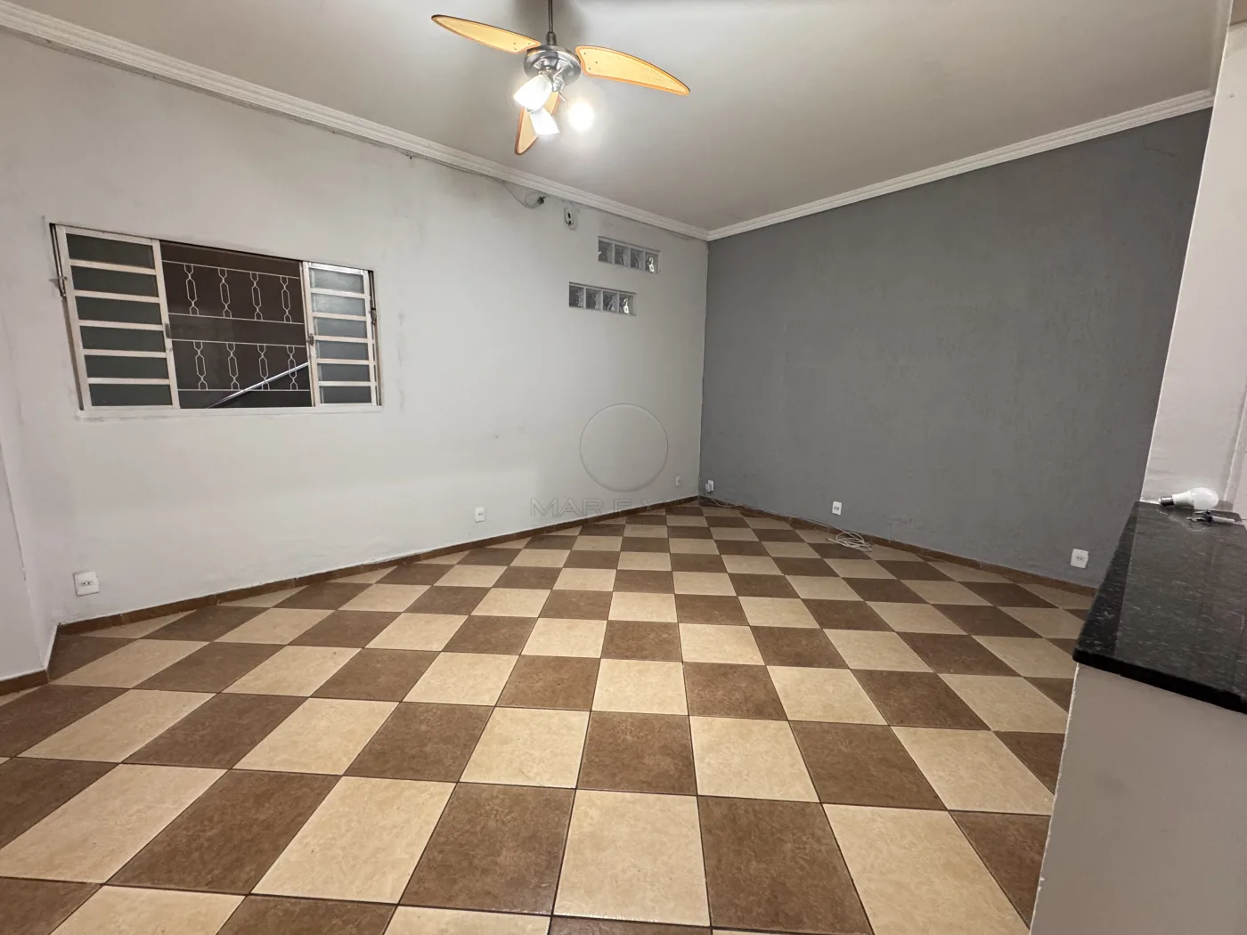 Alugar Casa / Padr&atilde;o em S&atilde;o Jos&eacute; dos Campos R$ 2.556,00 - Foto 3